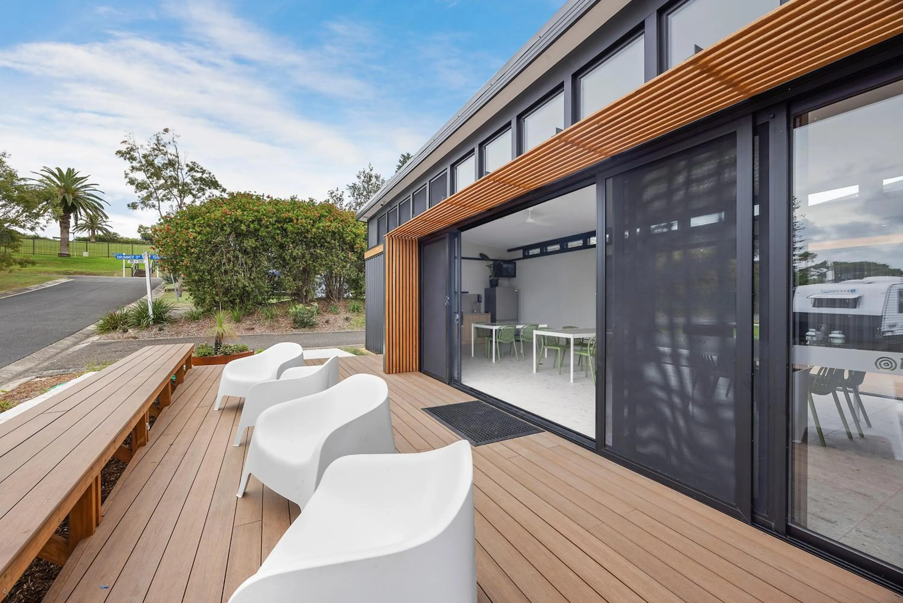 Communal kitchen in Reflections Forster Beach - Holiday Park