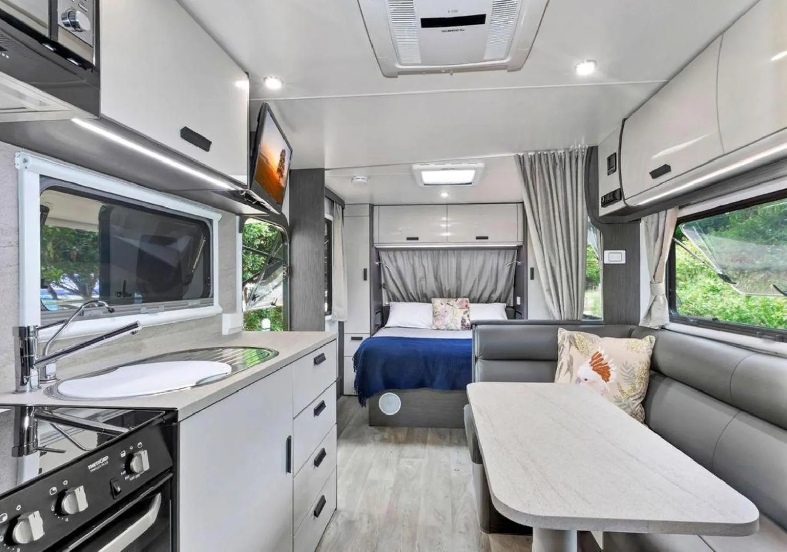 TV and multimedia in Reflections Seal Rocks - Holiday Park