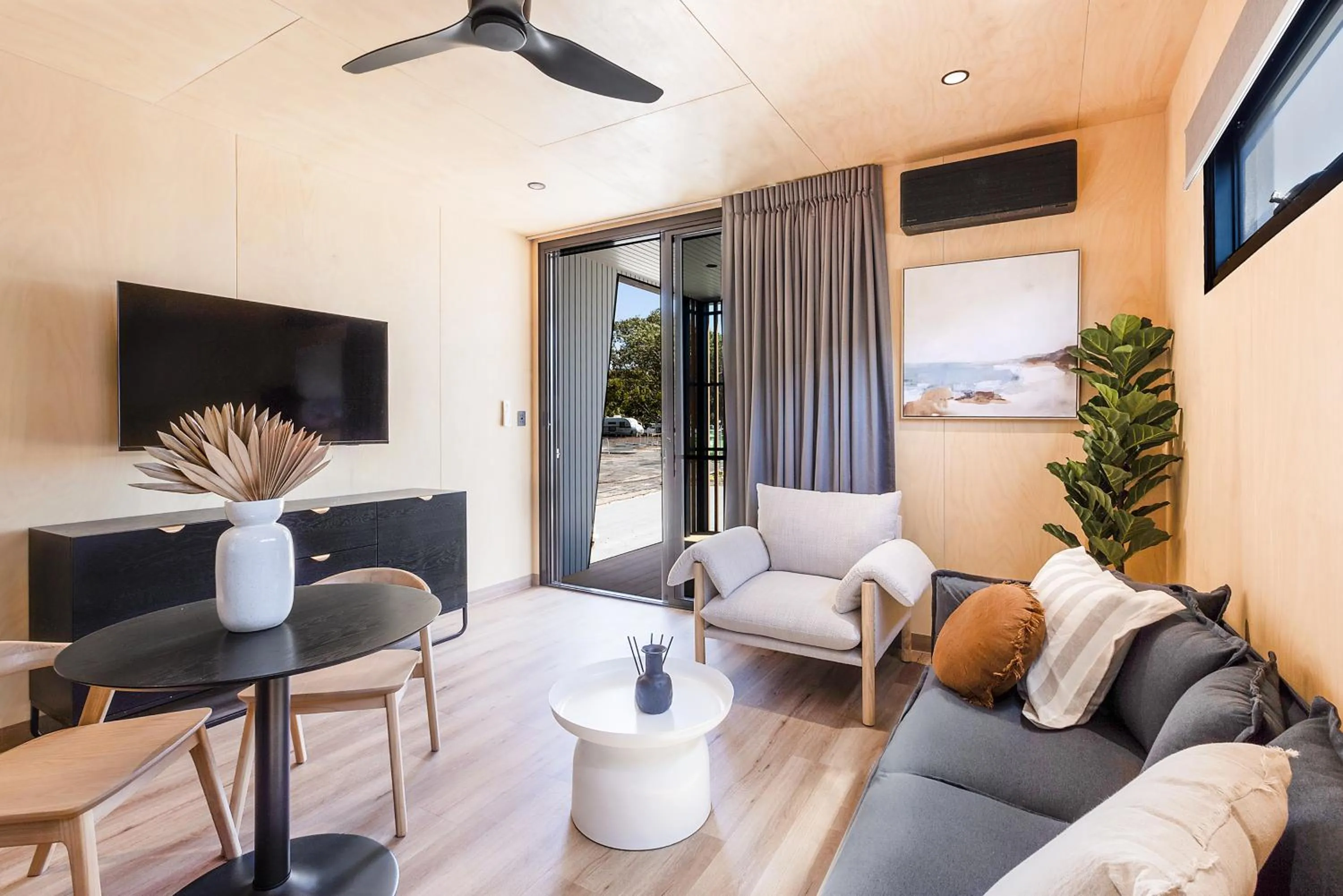 Living room in Reflections Hawks Nest - Holiday Park