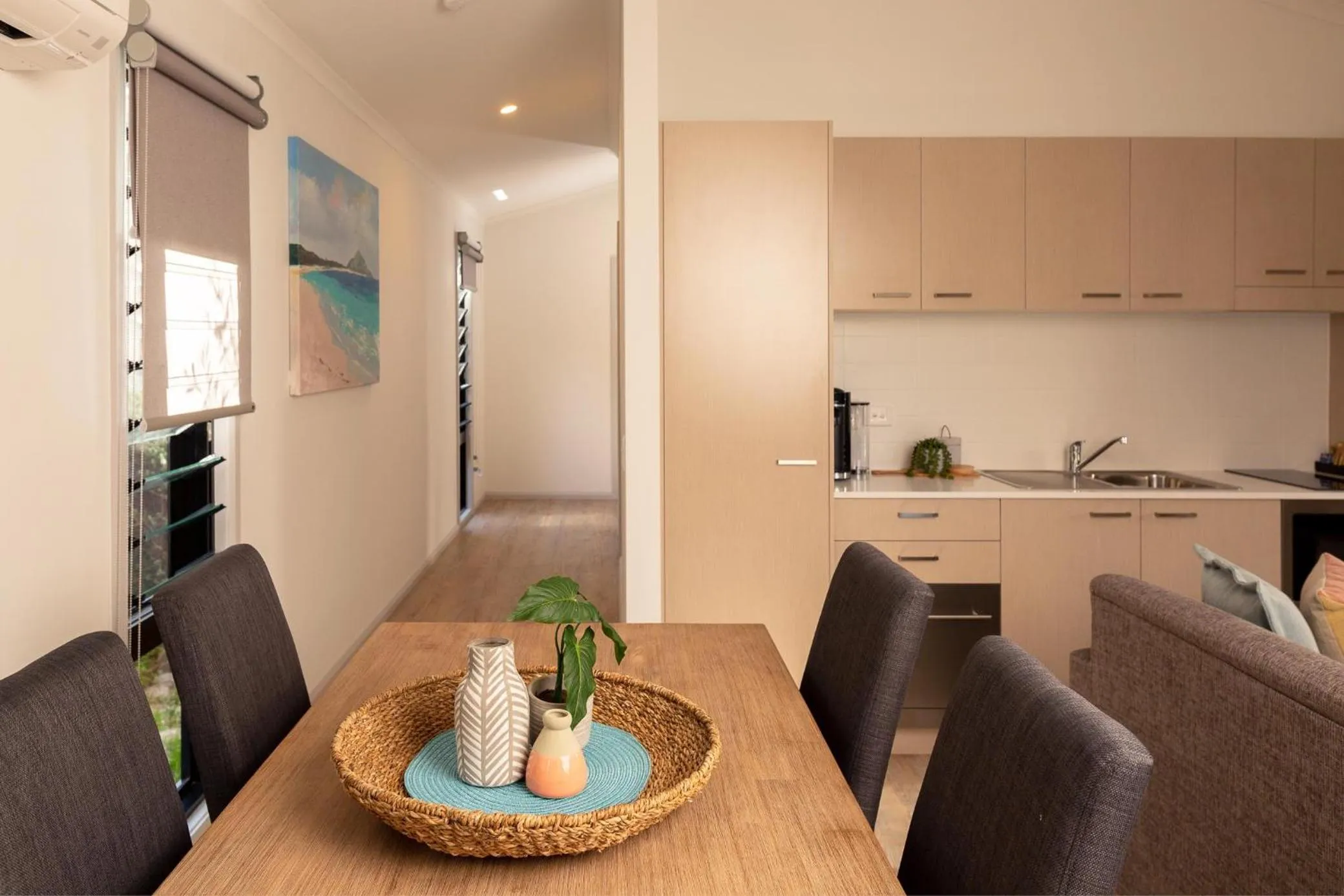 Dining area in Reflections Jimmys Beach - Holiday Park