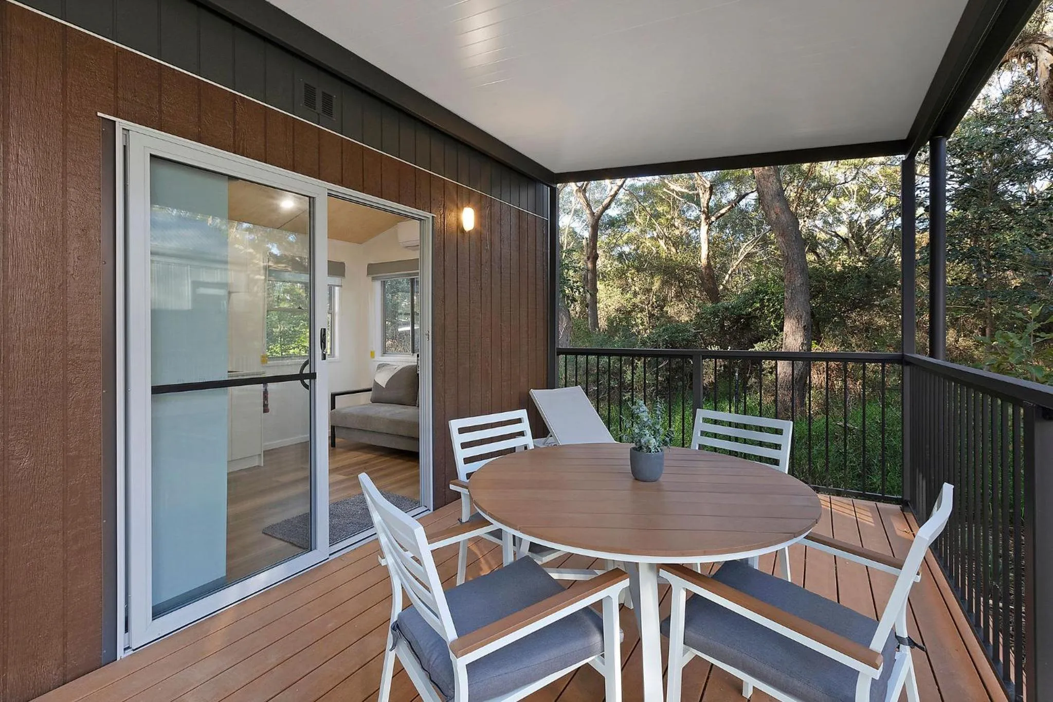 Balcony/Terrace in Reflections Jimmys Beach - Holiday Park