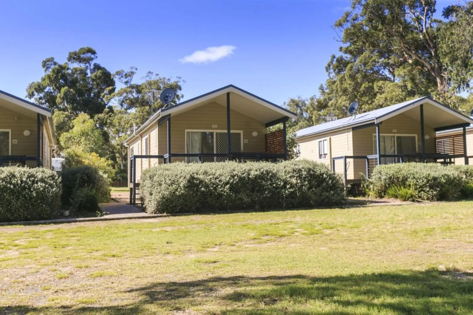 Property building in Reflections Jimmys Beach - Holiday Park