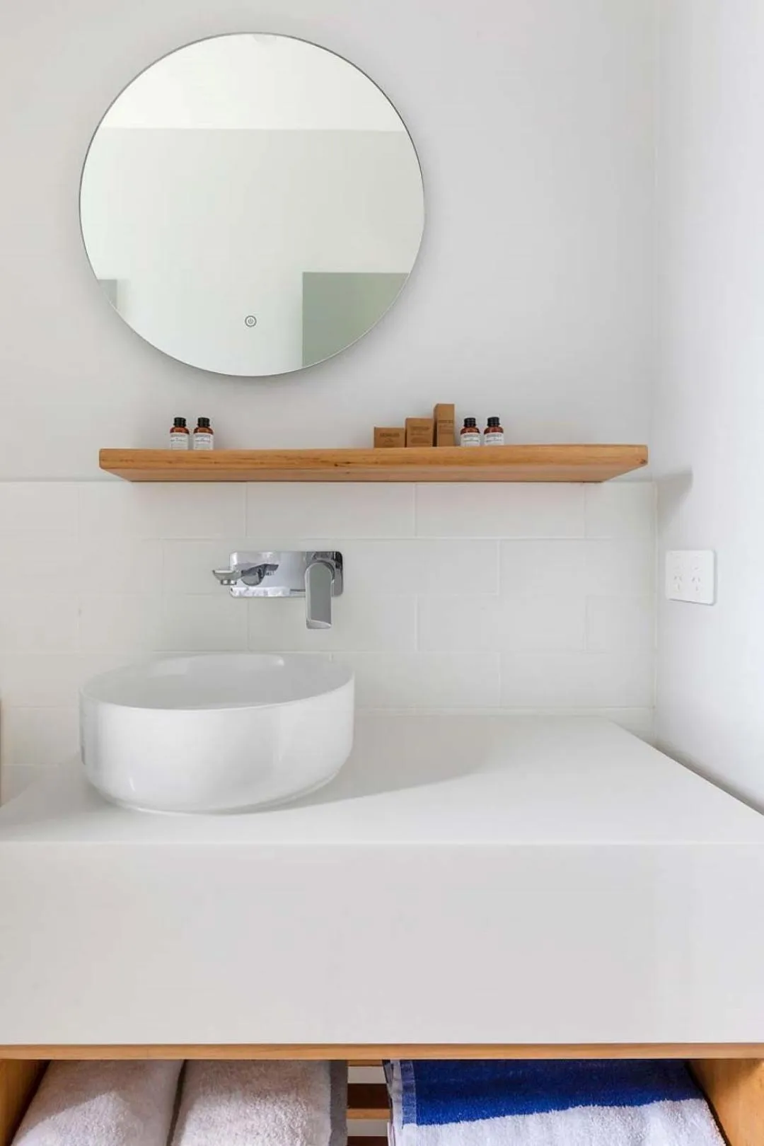 Bathroom in Reflections Jimmys Beach - Holiday Park