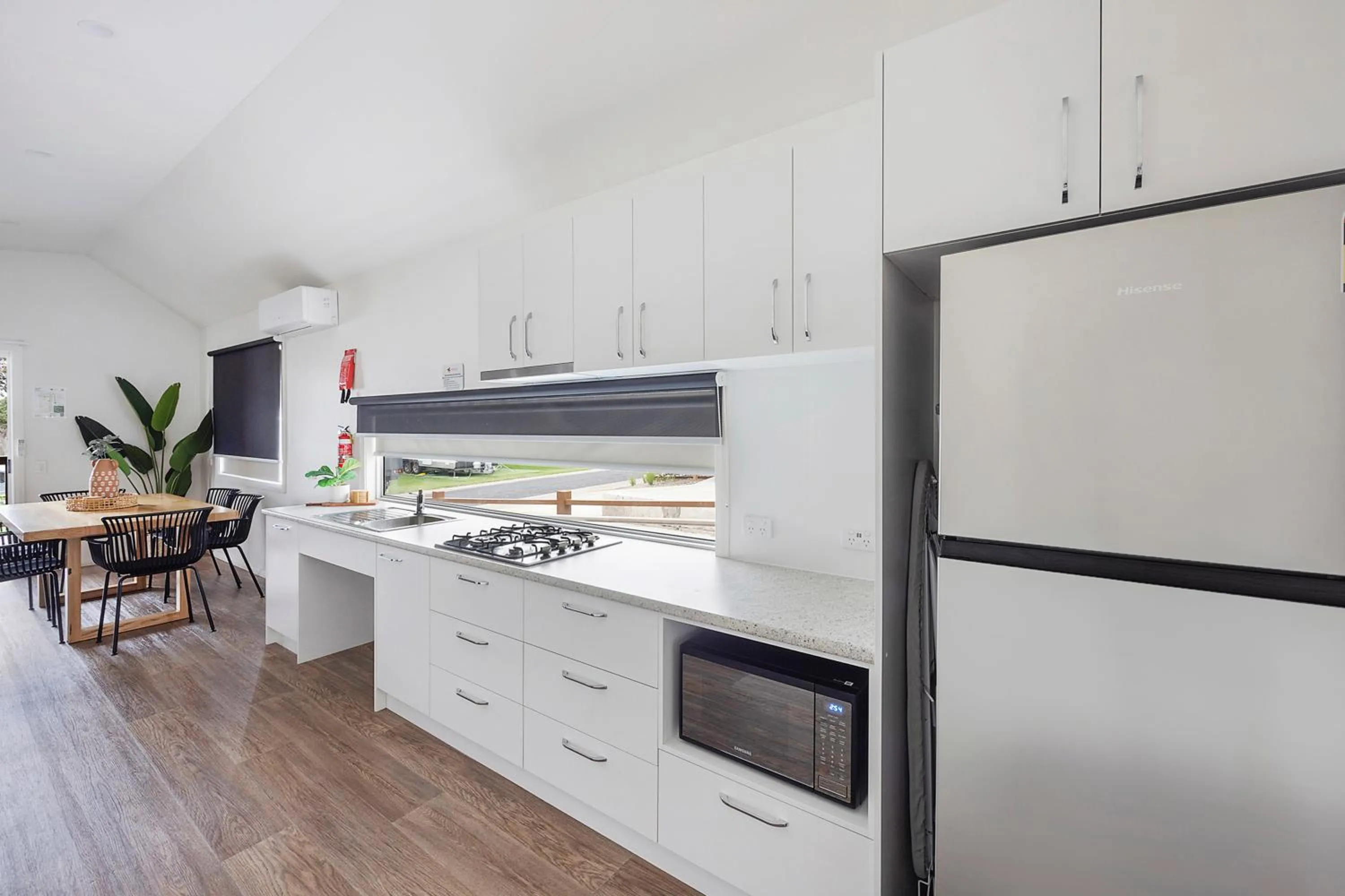 Kitchen or kitchenette in Reflections Bermagui - Holiday Park