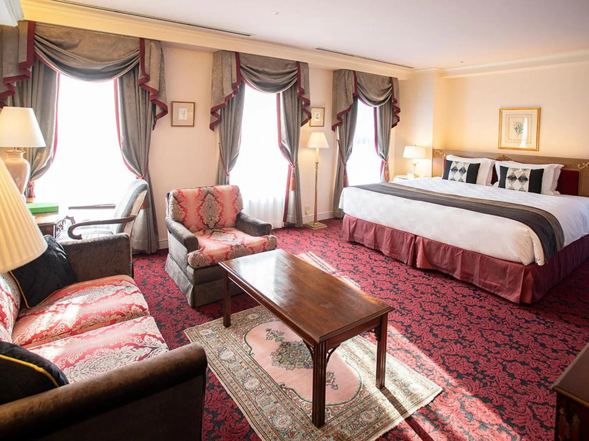 Bed in Kobe Kitano Hotel