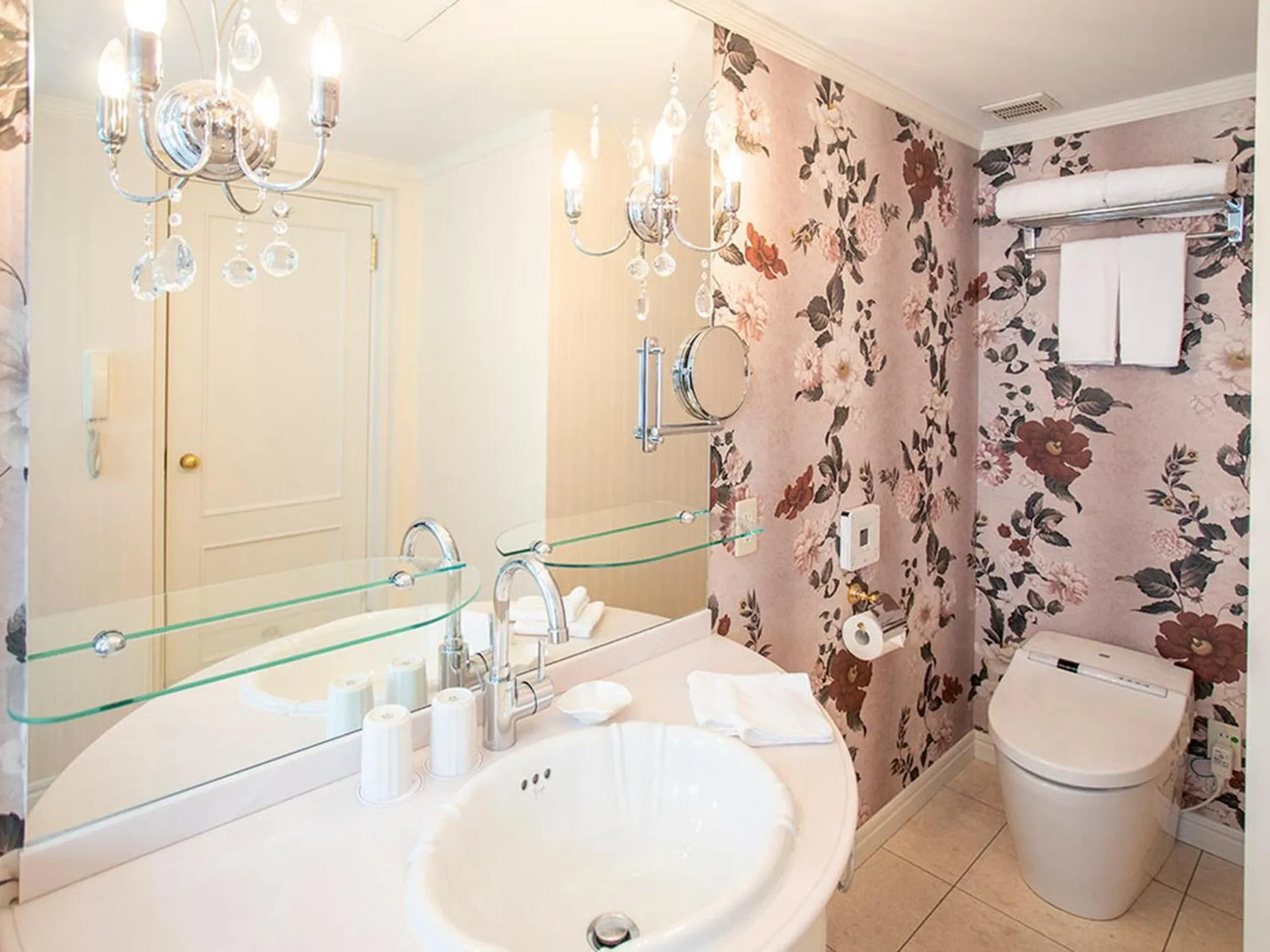 Toilet in Kobe Kitano Hotel