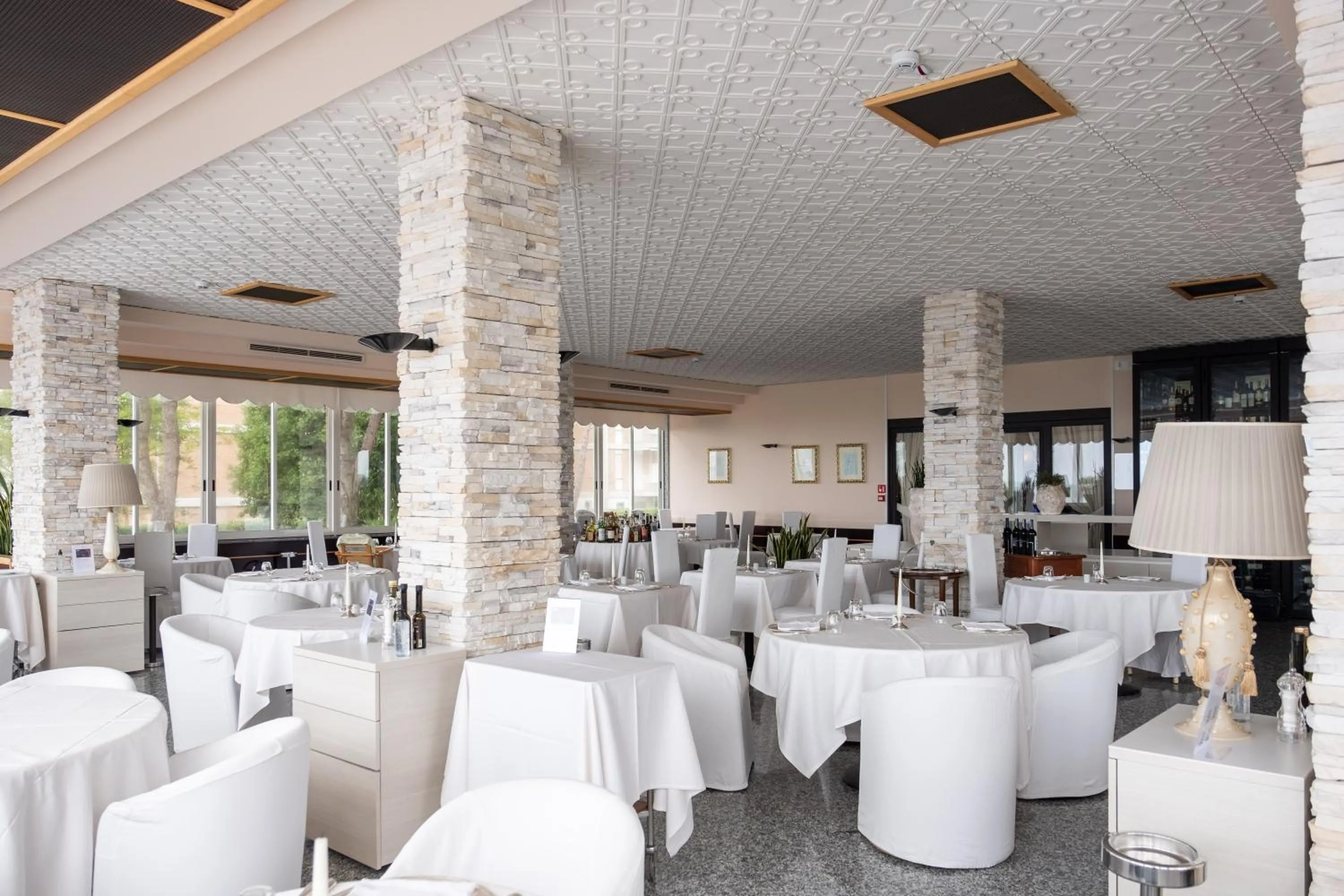 Restaurant/places to eat in Park Hotel Brasilia