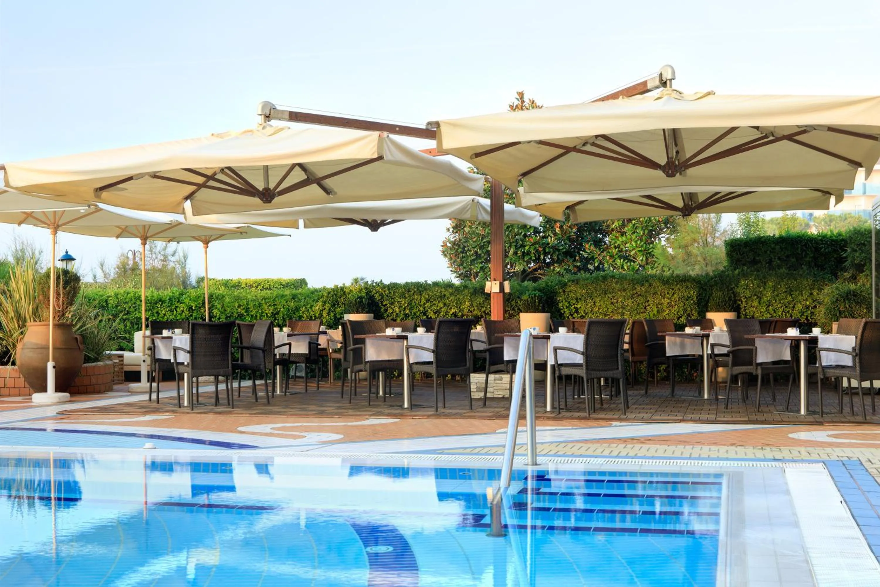 Swimming pool in Park Hotel Brasilia