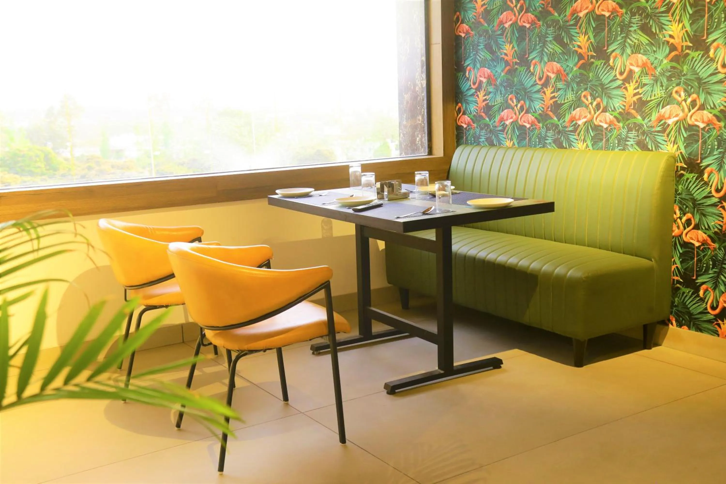 Restaurant/places to eat in The Eleganza