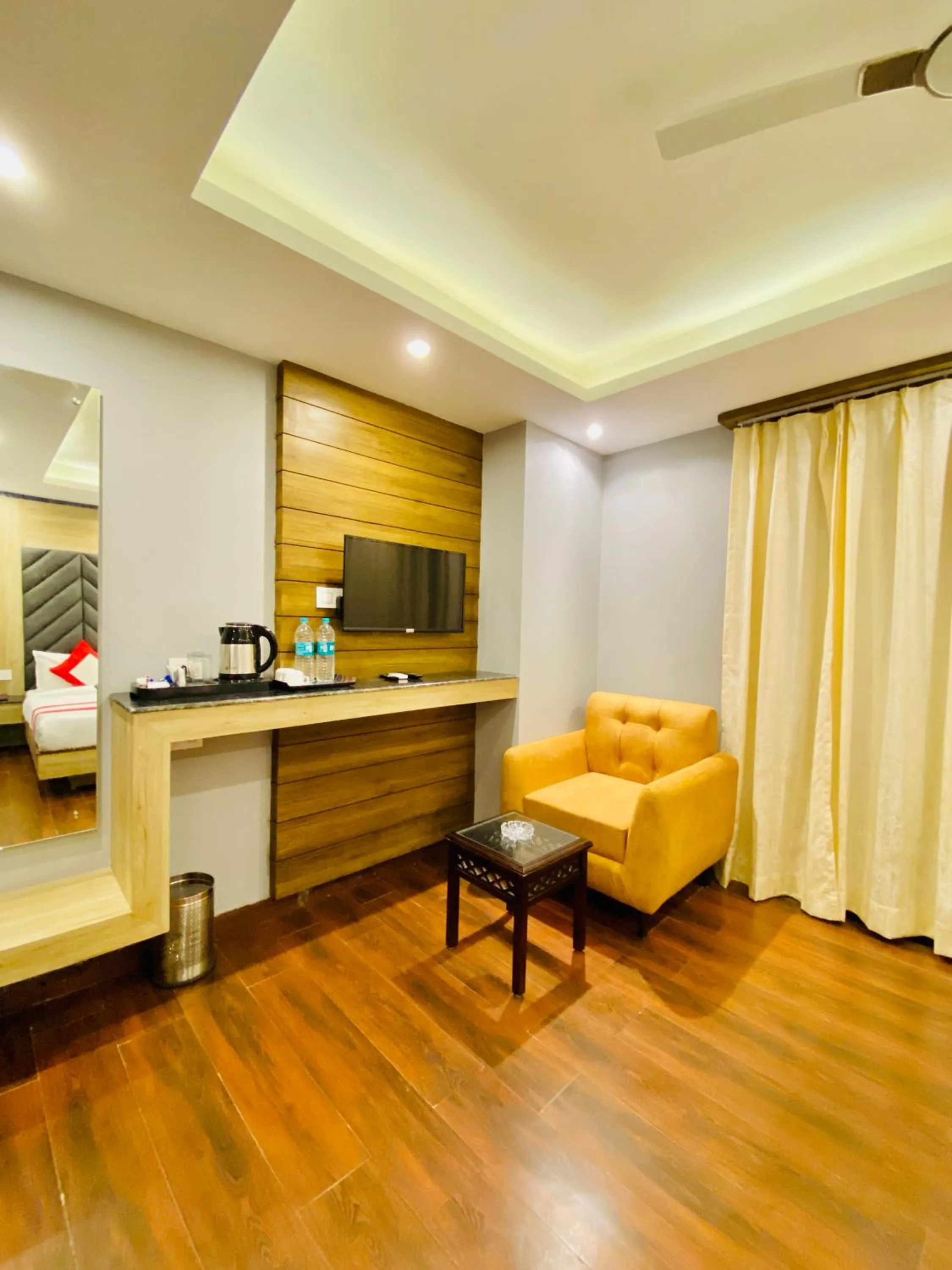 Seating area in The Eleganza