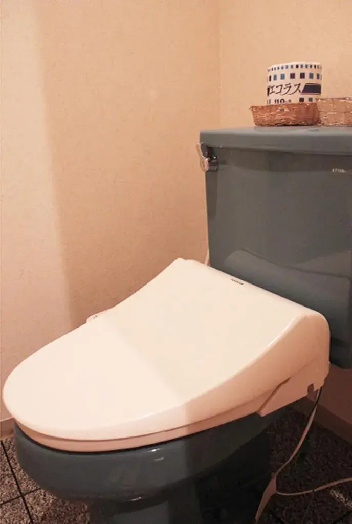 Bathroom in Sea Queen Kainan Bathroom in Sea Queen Kainan