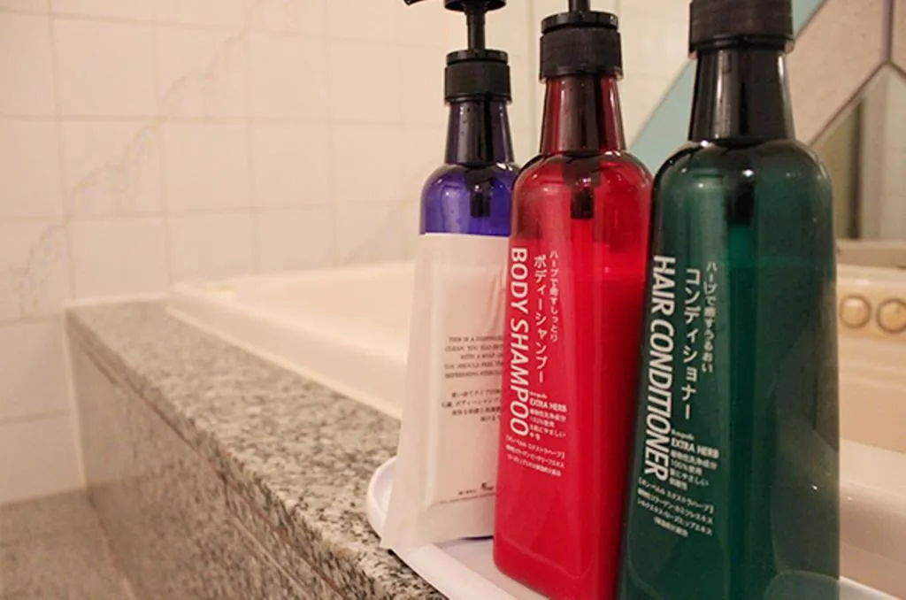 Bathroom in Sea Queen Kainan