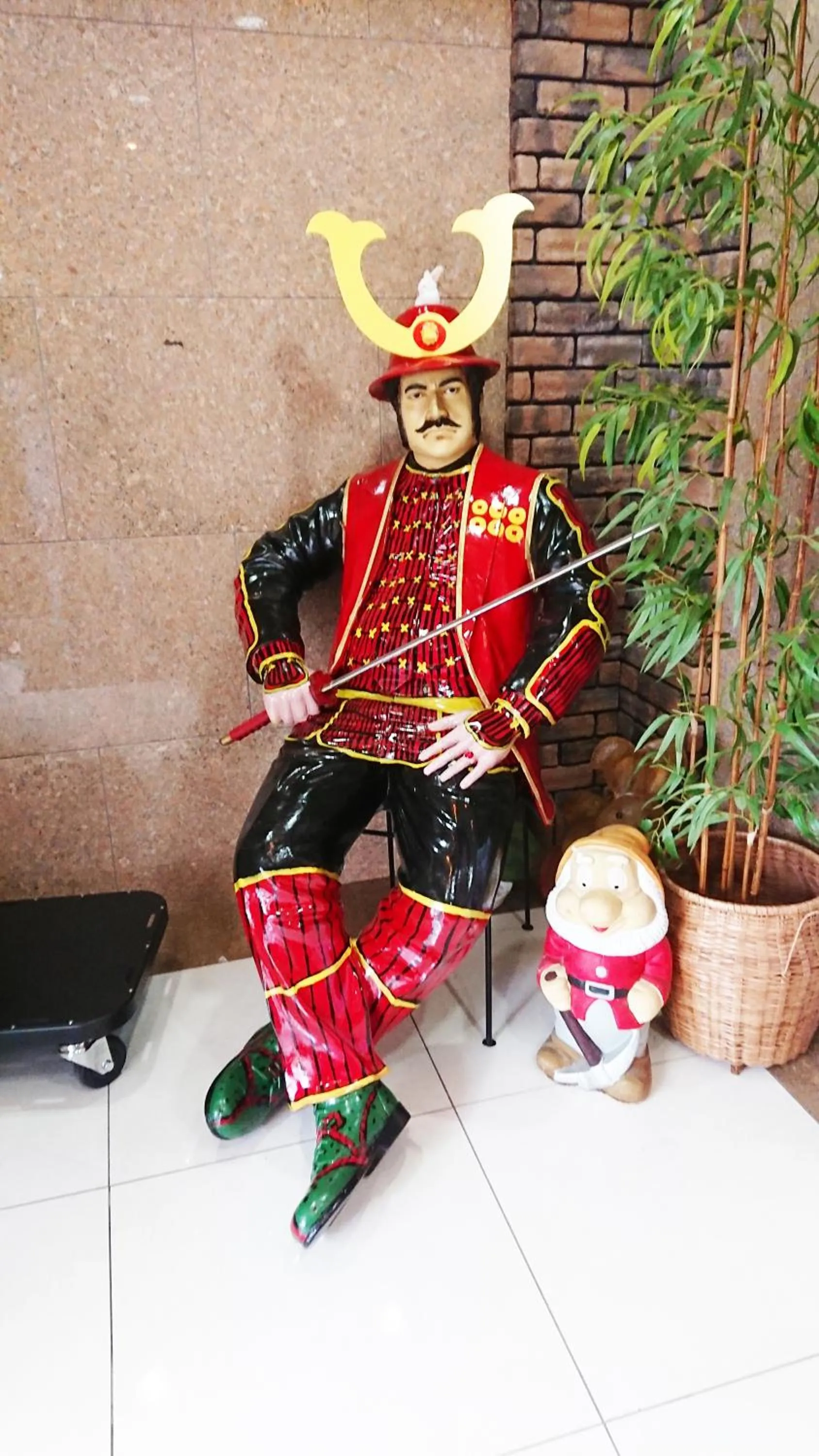 Decorative detail in Hotel TO