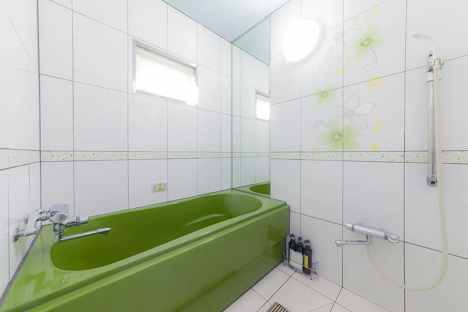 Bathroom in Hotel TO