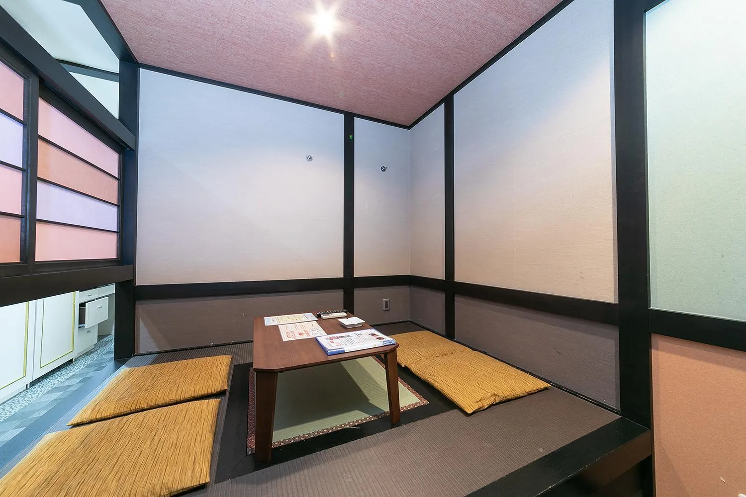 Photo of the whole room in Hotel TO