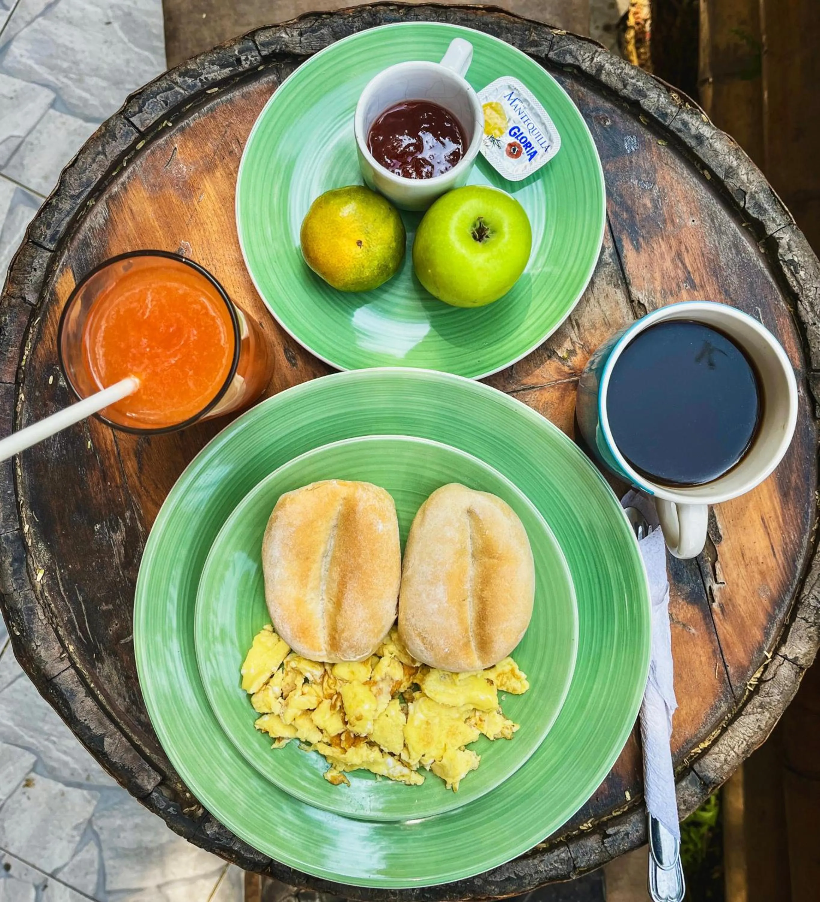 Breakfast in Rochabus