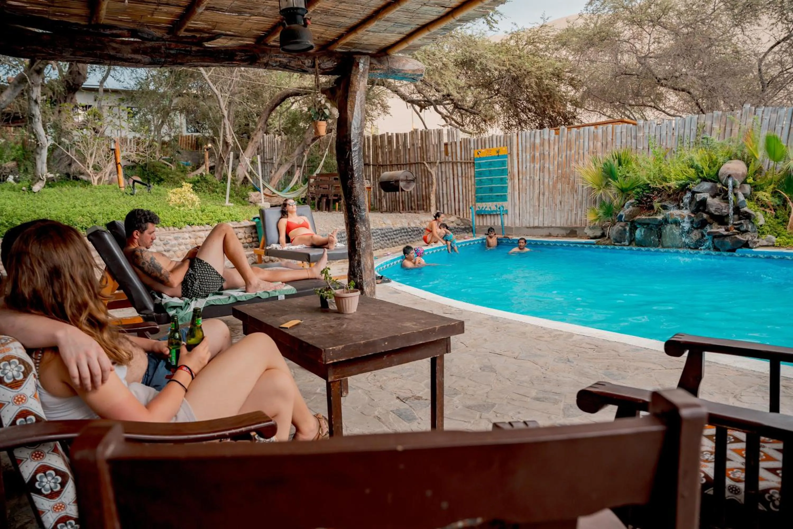 Pool view in Rochabus