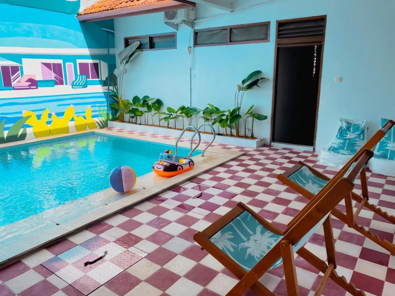 Swimming pool in Roemah Renjana Bandung