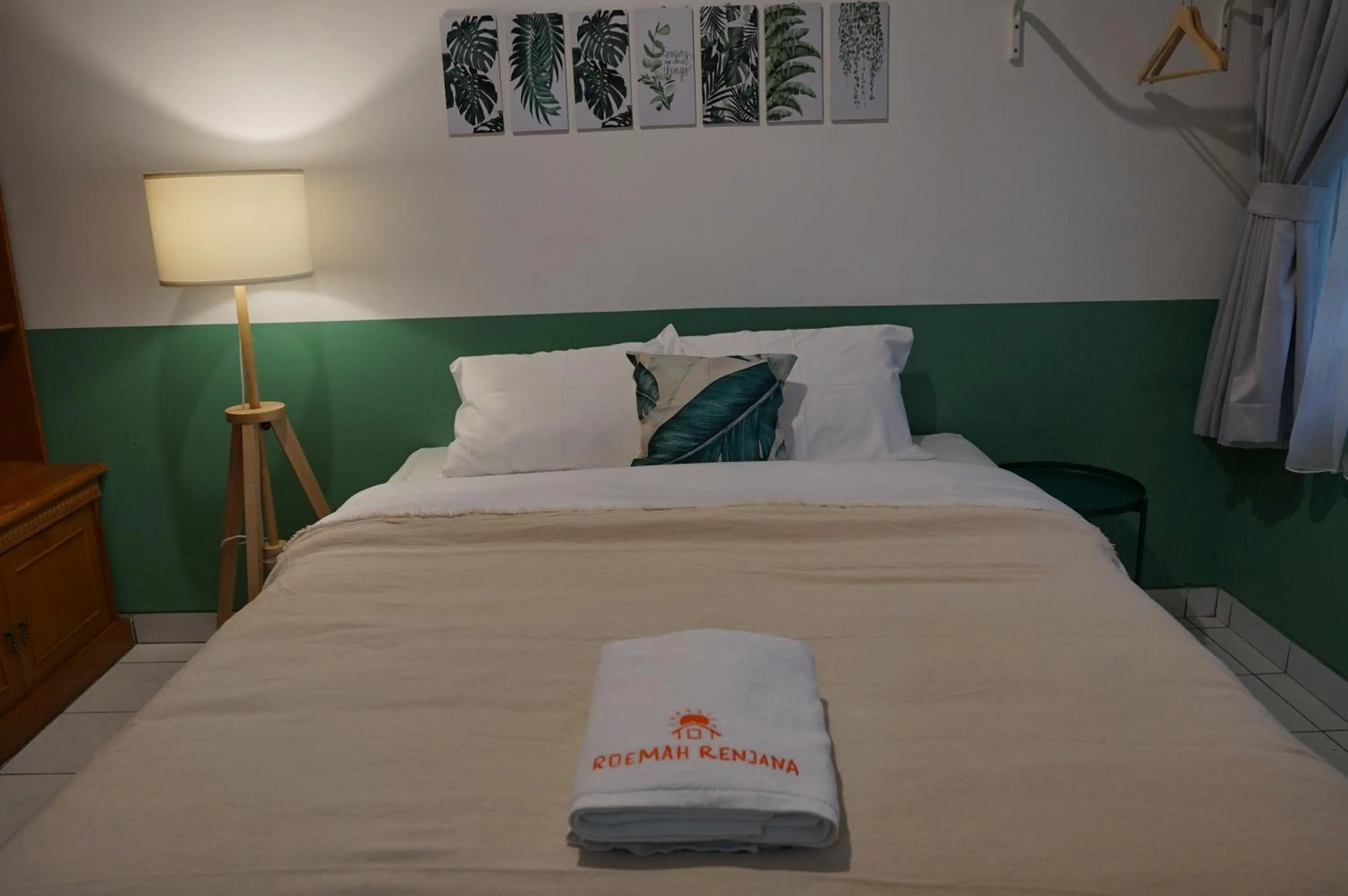 Bed in Roemah Renjana Bandung