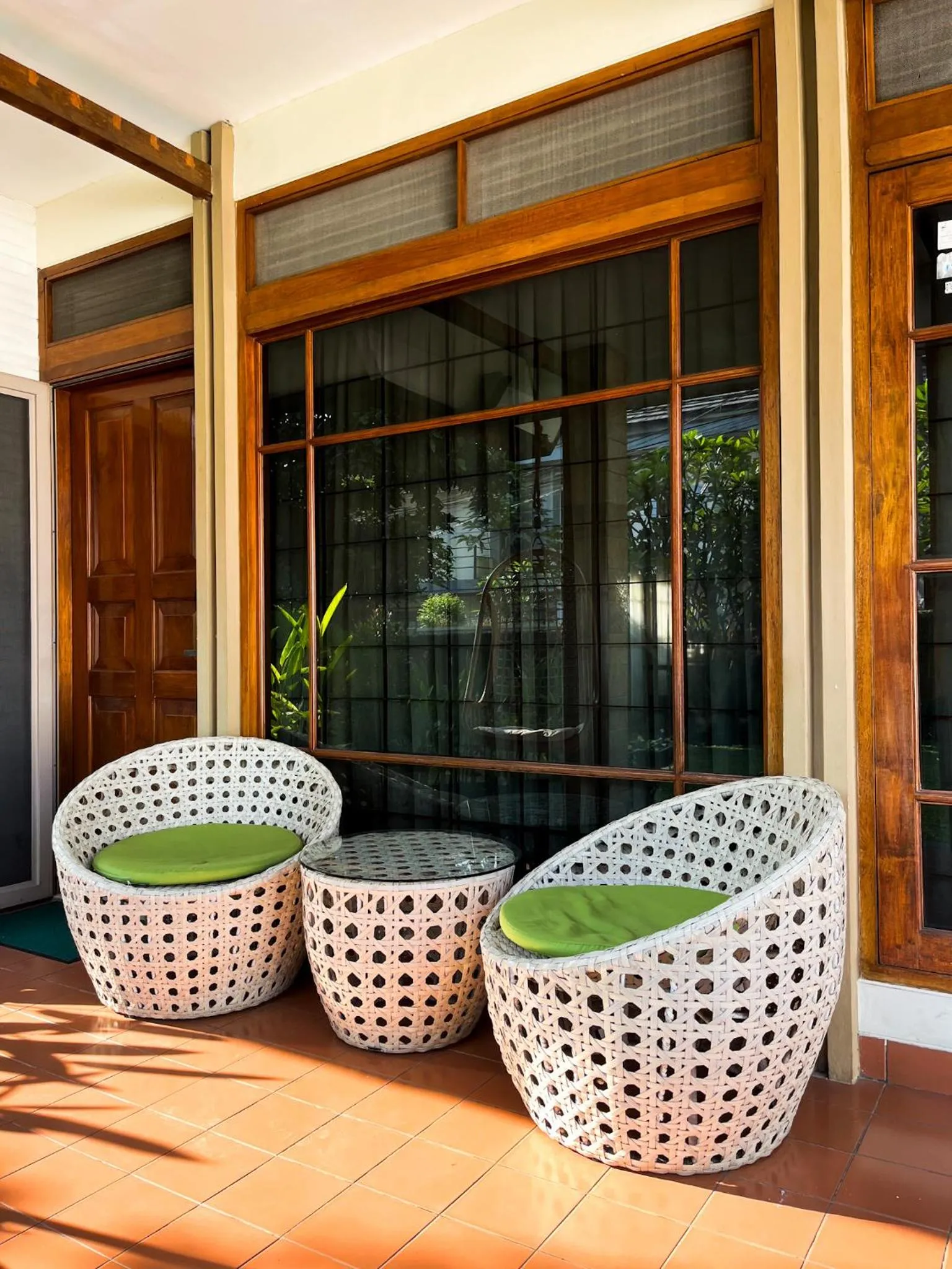 Seating area in Roemah Renjana Bandung