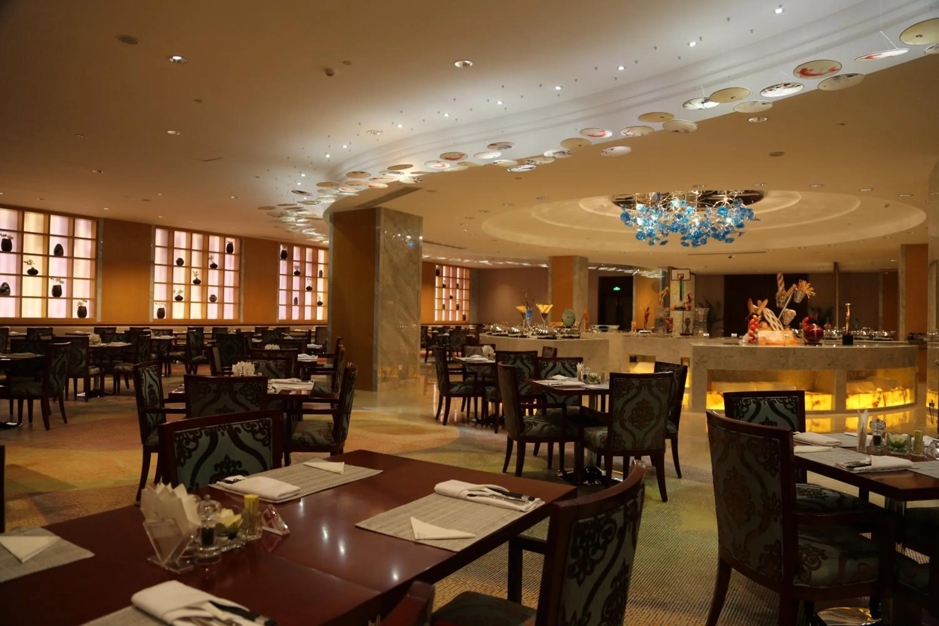 Restaurant/places to eat in Huaguoshan Hotel