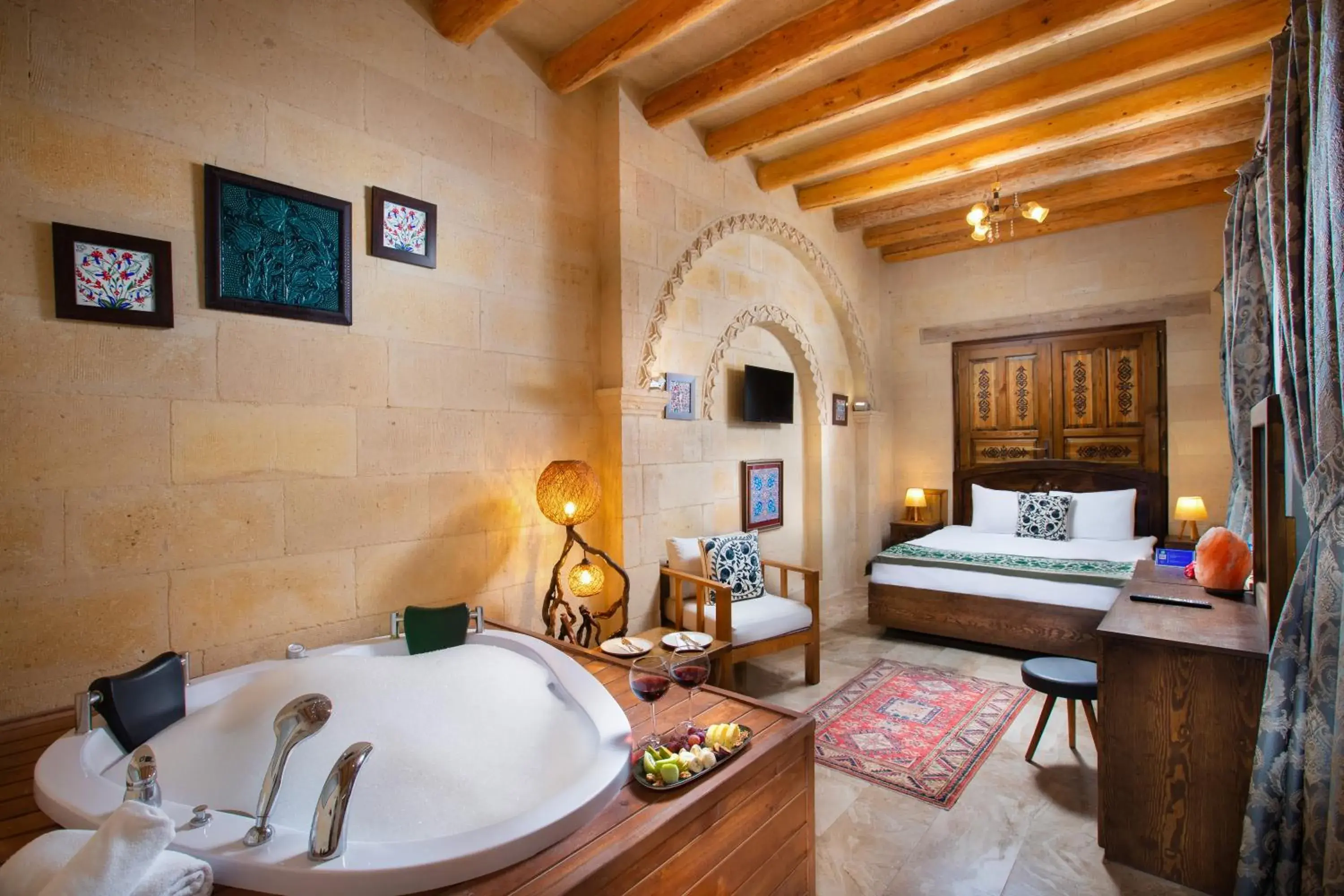 Luxury Suite with Terrace Jacuzzi in Simera in Cappadocia - Special Class - Best View Rooftop Luxury Suite with Terrace Jacuzzi in Simera in Cappadocia - Special Class - Best View Rooftop