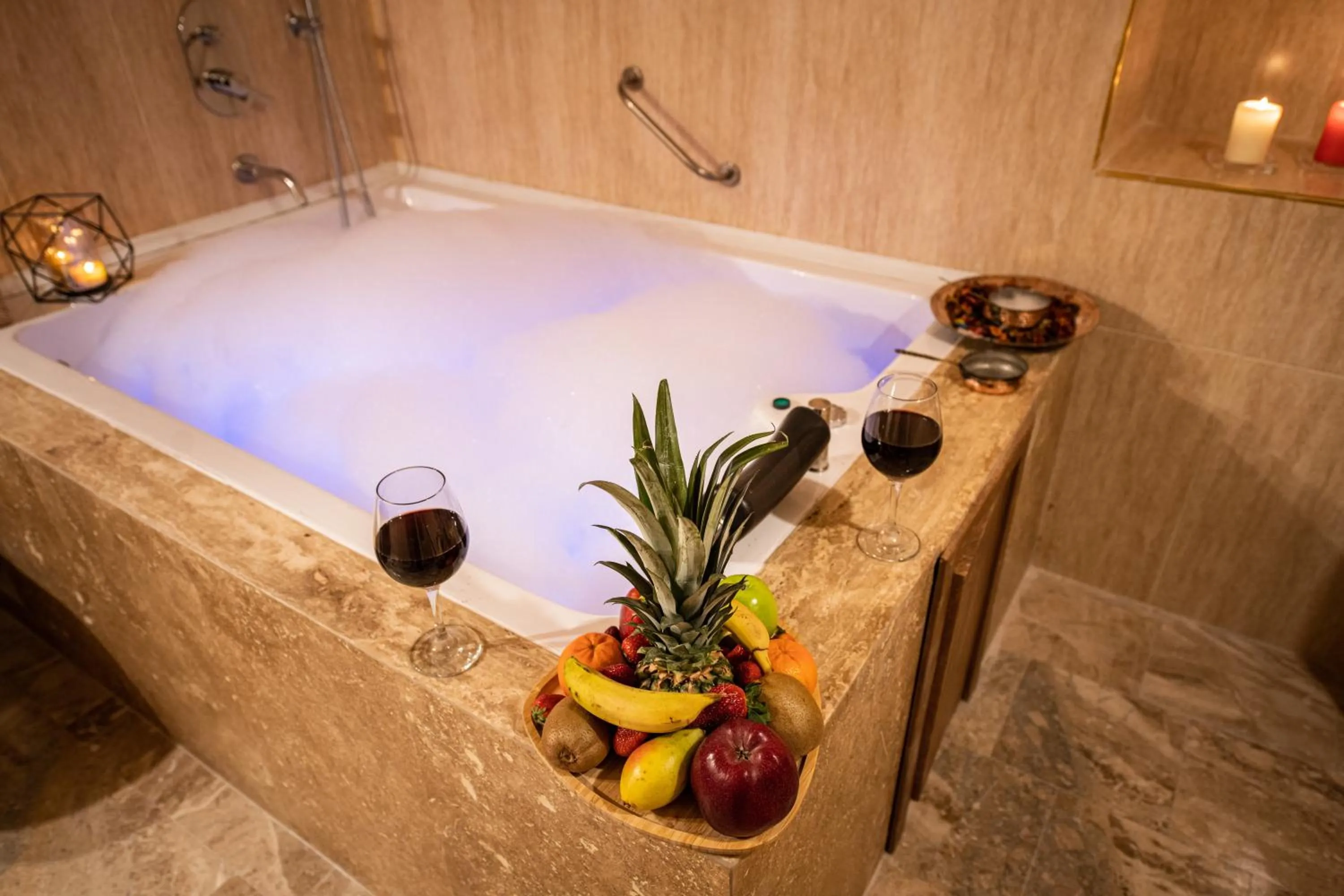 Hot Tub in Simera in Cappadocia - Special Class - Best View Rooftop