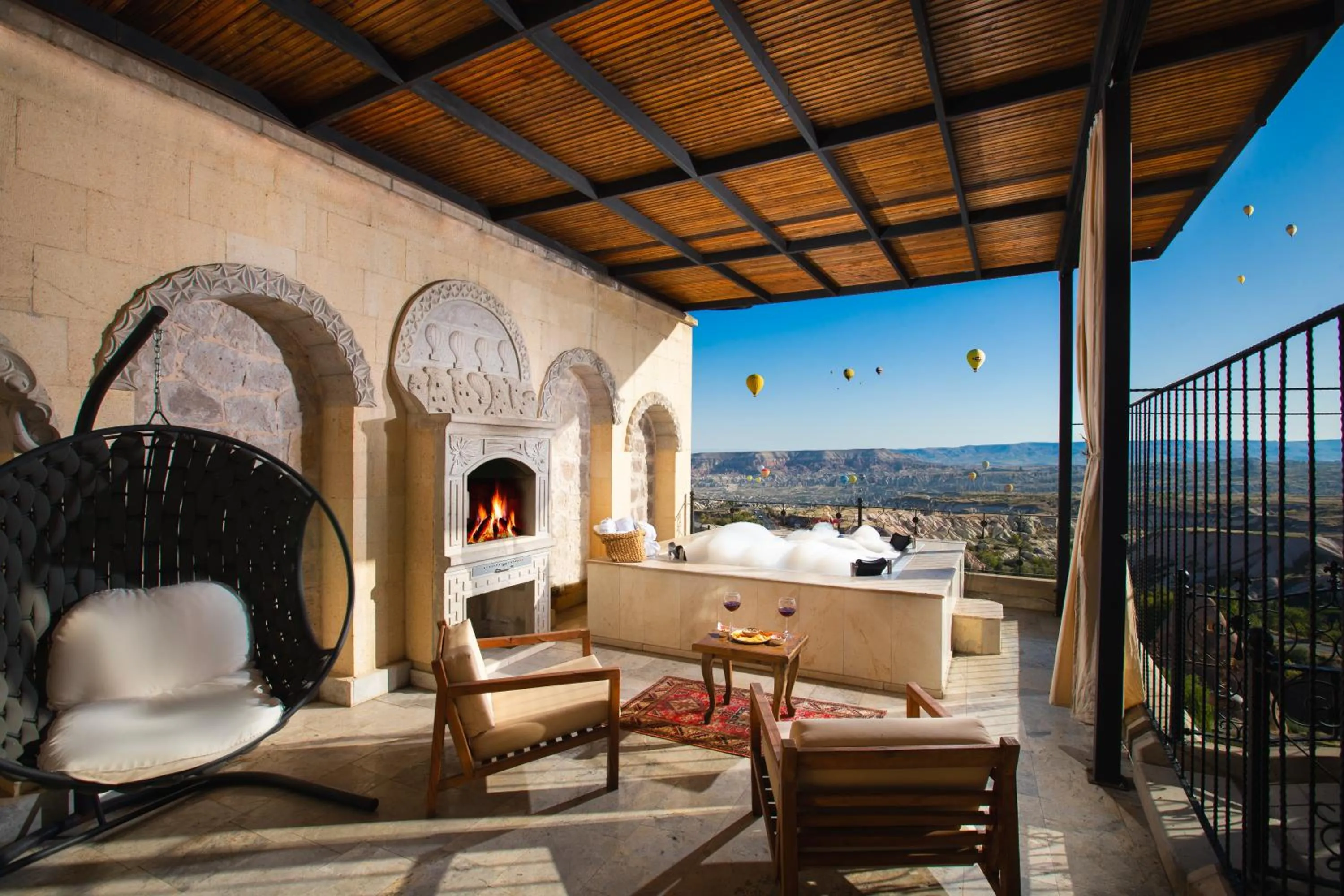Hot Tub in Simera in Cappadocia - Special Class - Best View Rooftop
