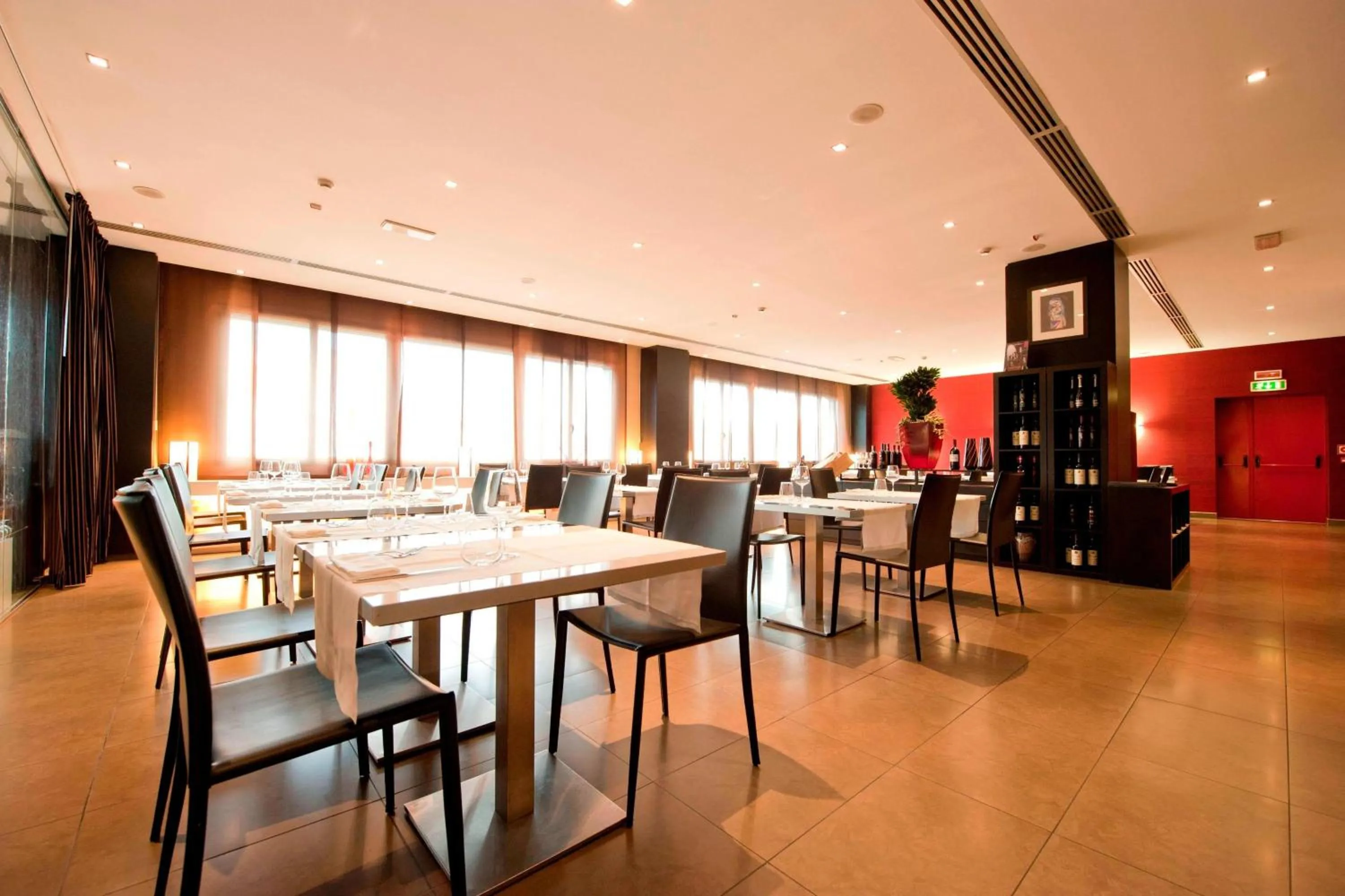 Restaurant/places to eat in AC Hotel Padova by Marriott