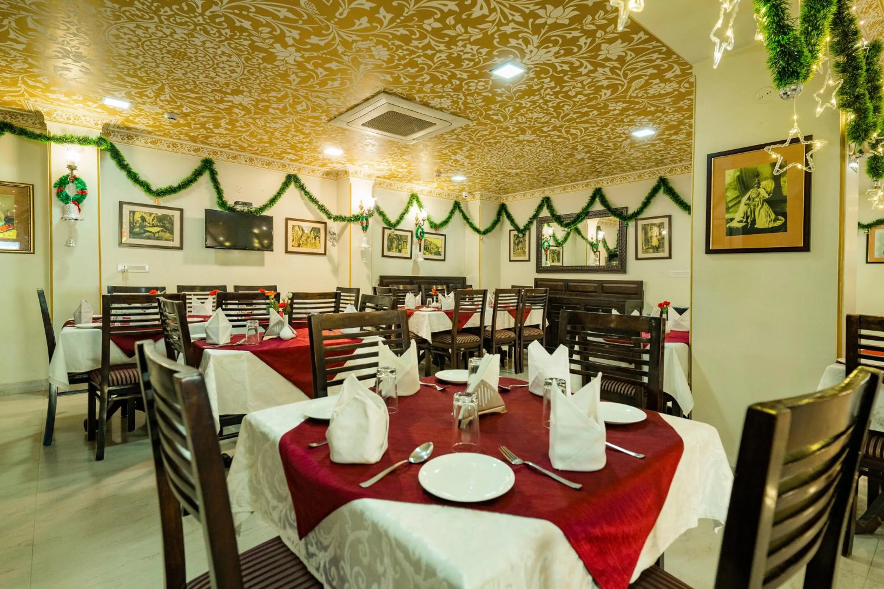 Restaurant/places to eat in Umaid Residency - A Regal Heritage Home