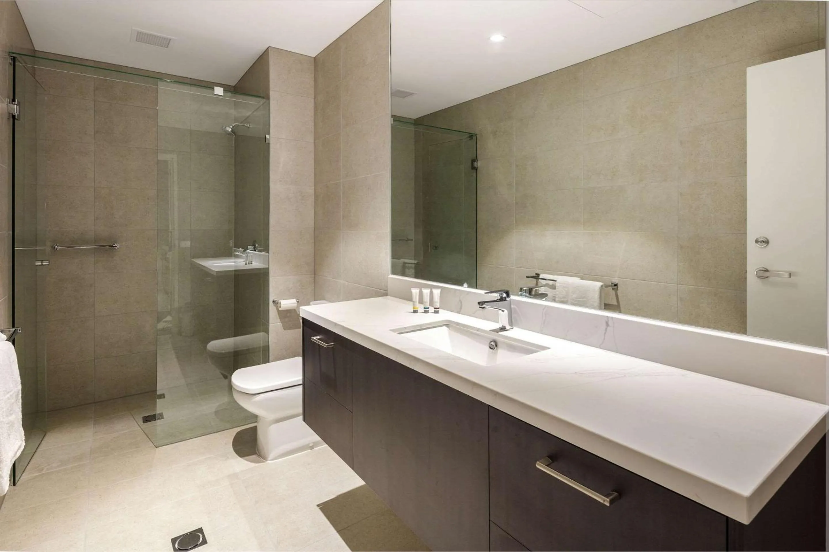 Bedroom in Quality Hotel Lakeside