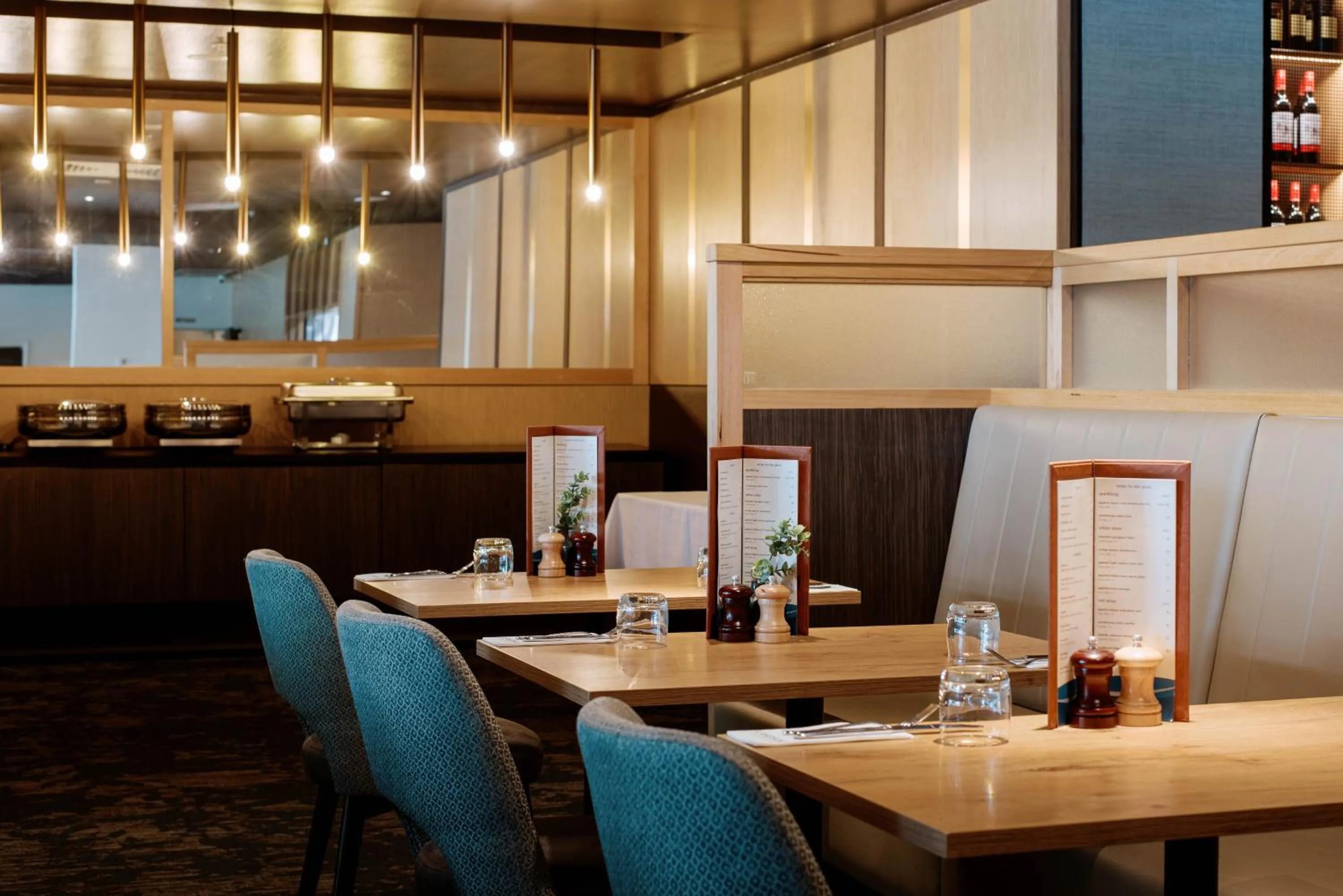 Restaurant/places to eat in Quality Hotel Lakeside