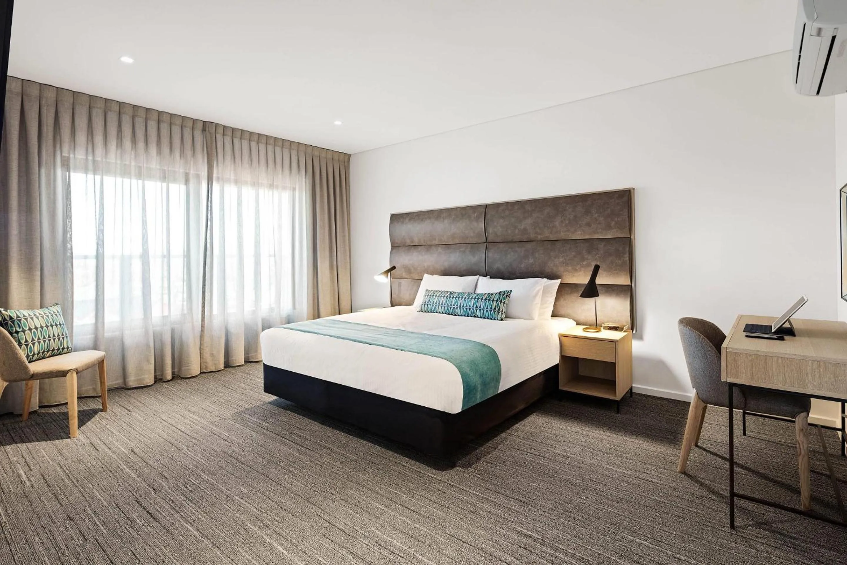 Bedroom, Bed in Quality Hotel Lakeside