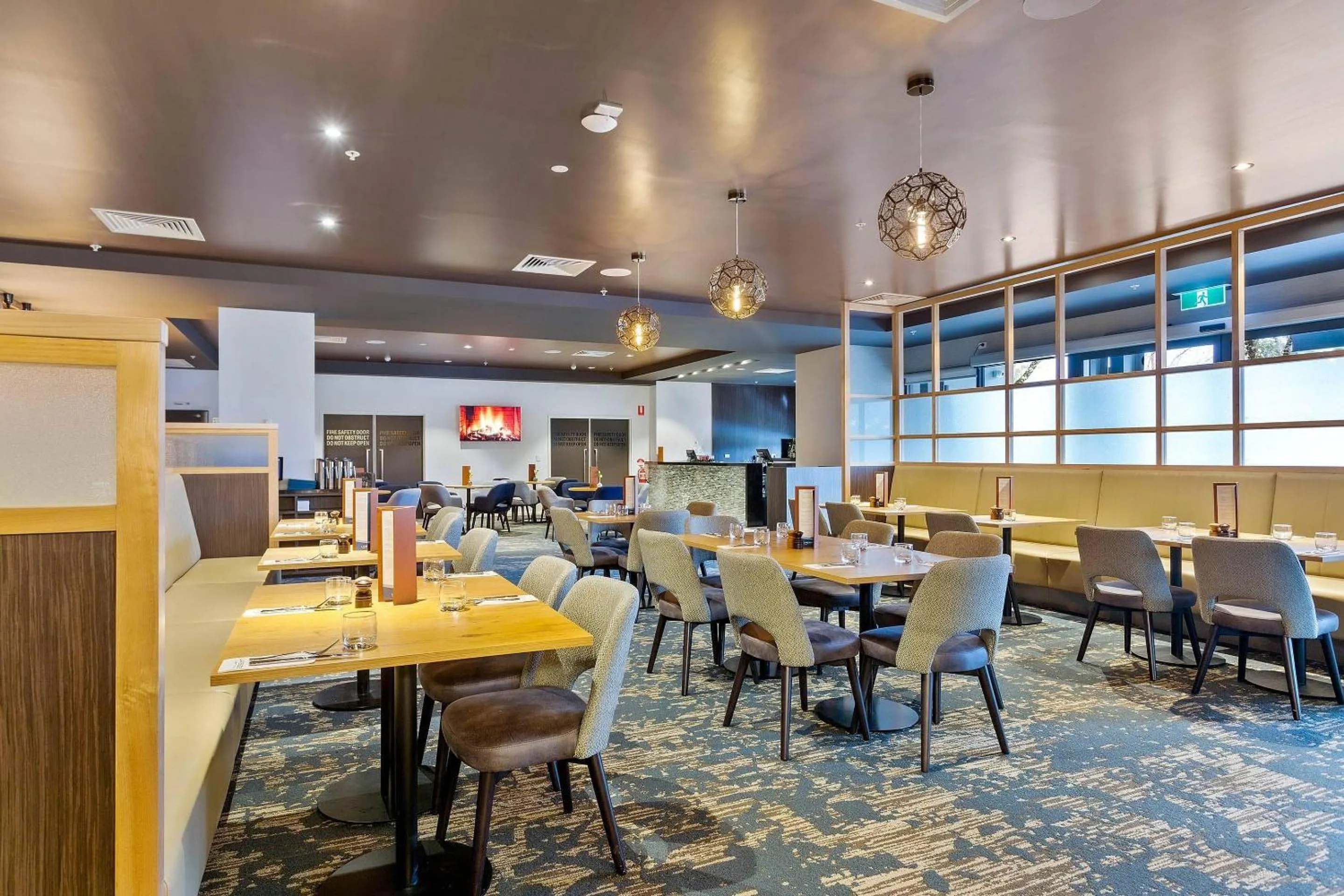 Restaurant/places to eat in Quality Hotel Lakeside