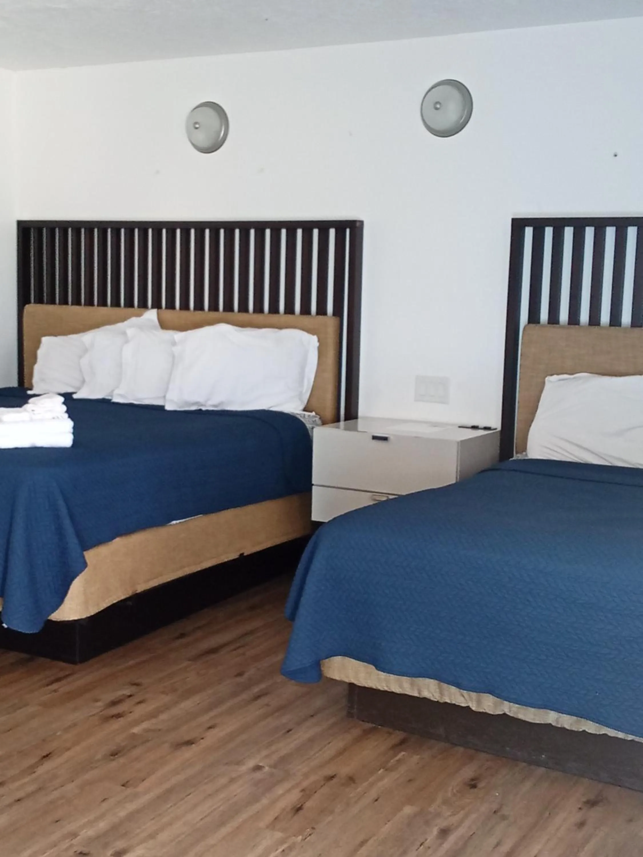 Bed in Budget Inn of Sebring