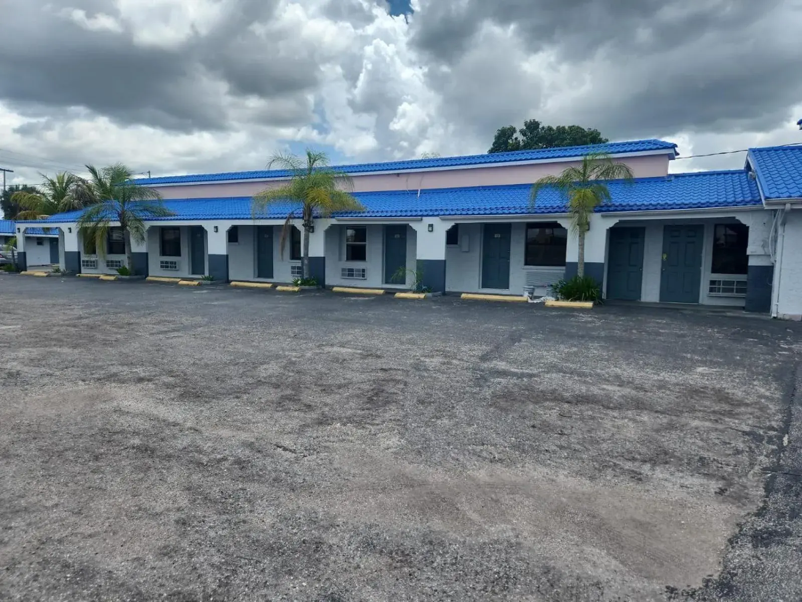 Property building in Budget Inn of Sebring Property building in Budget Inn of Sebring
