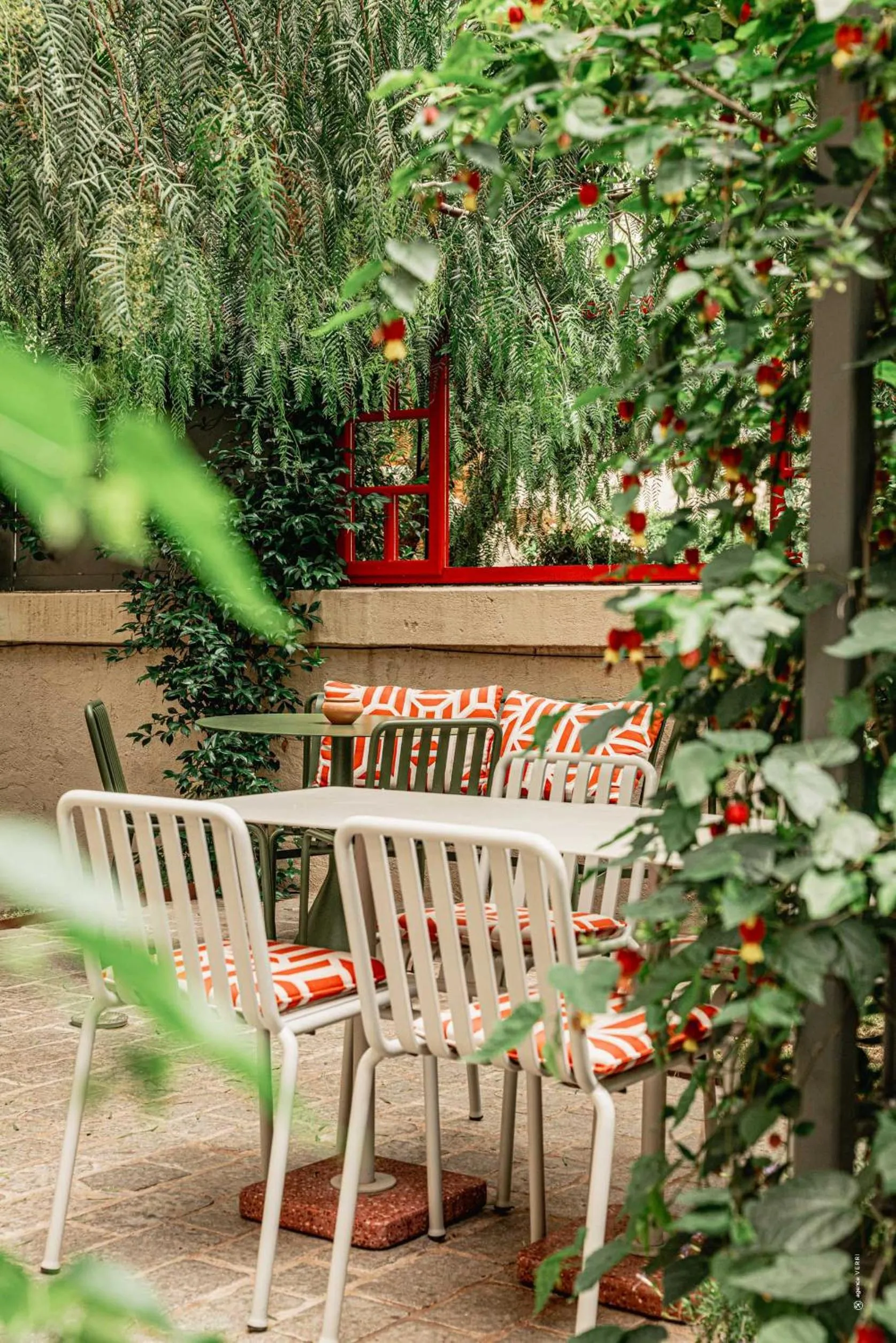 Garden in Hôtel Le Mosaïque