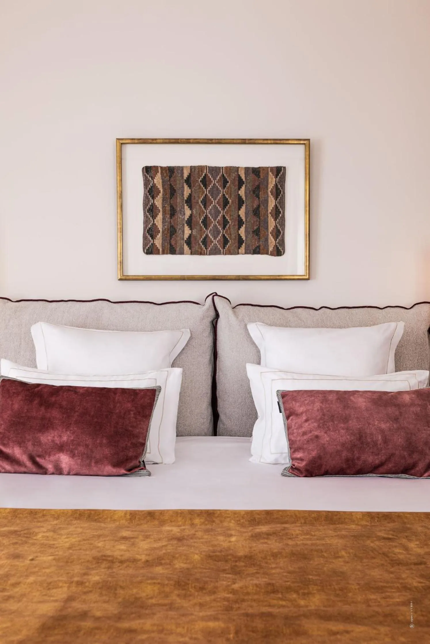 Bed in Hôtel Le Mosaïque