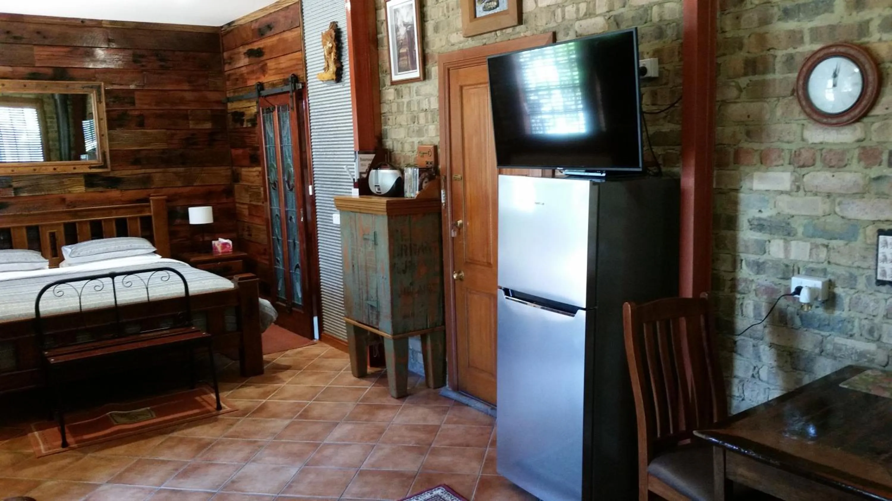 Living room in Eagle Foundry Bed & Breakfast