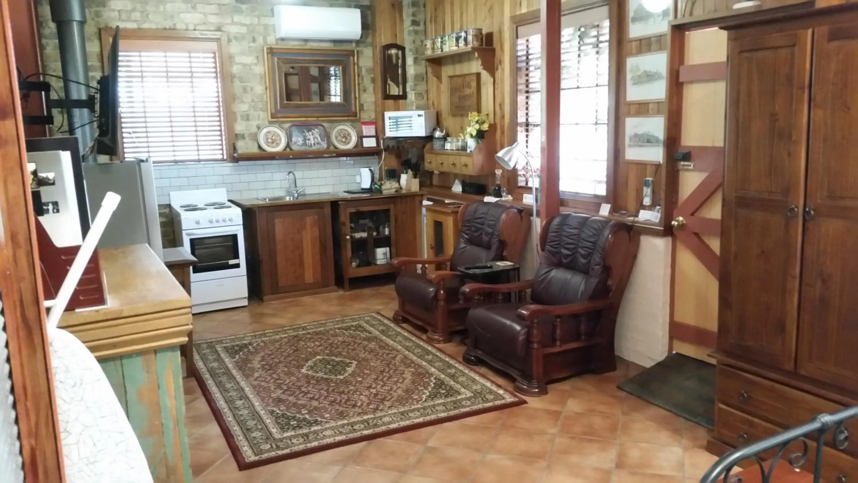 Seating area in Eagle Foundry Bed & Breakfast