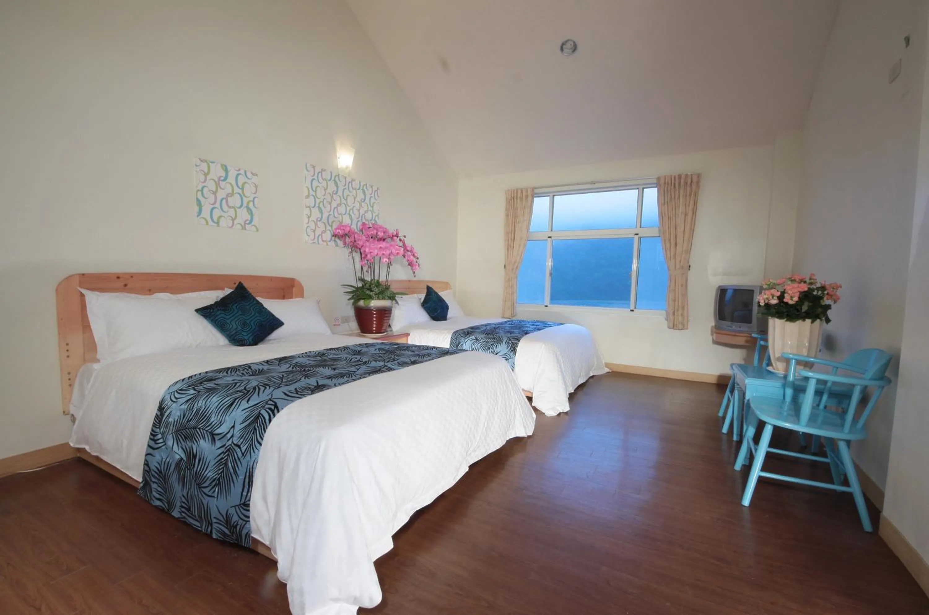 Bed in Ying Shih Guest House