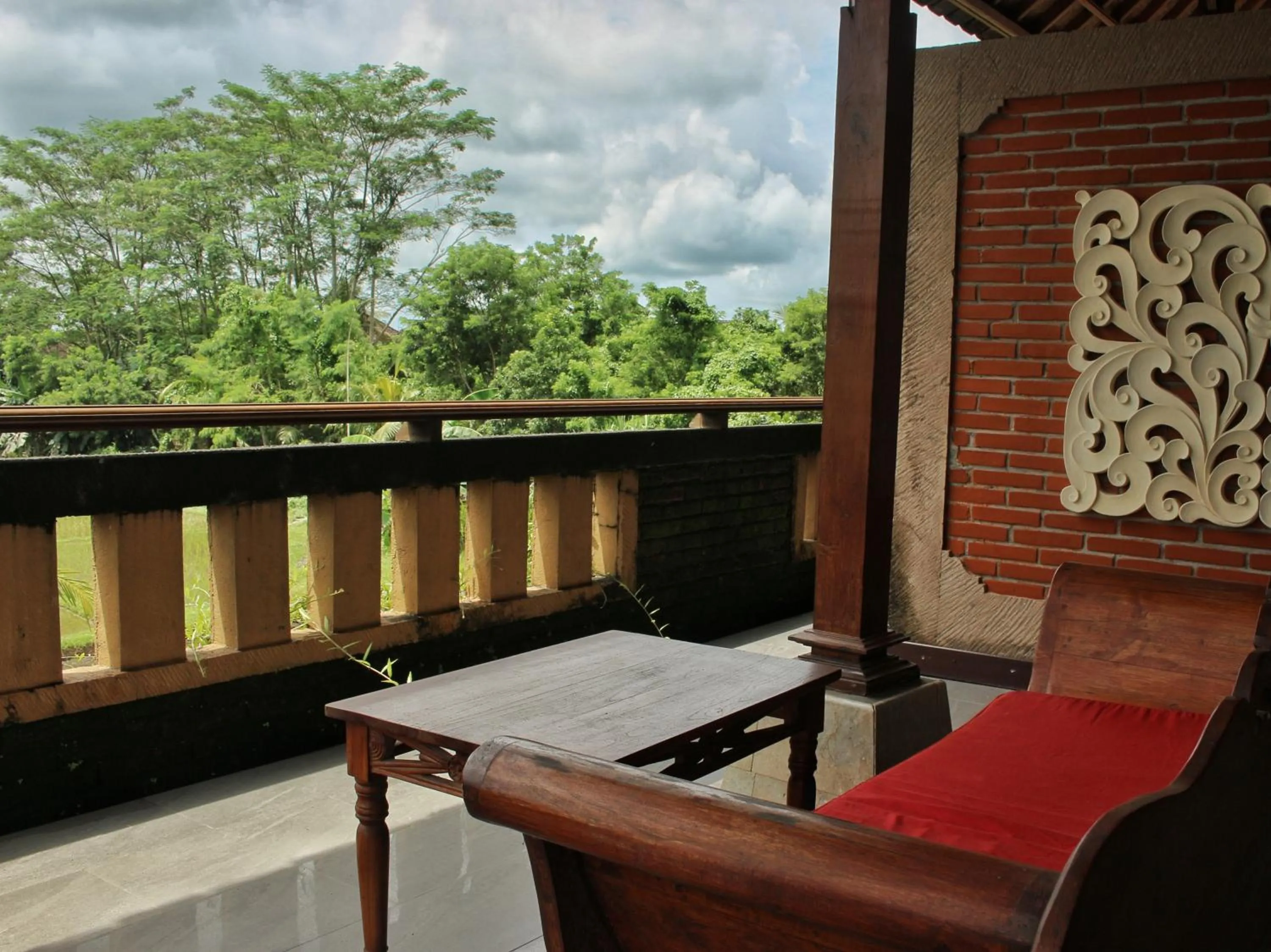 Balcony/Terrace in Saren Indah Hotel