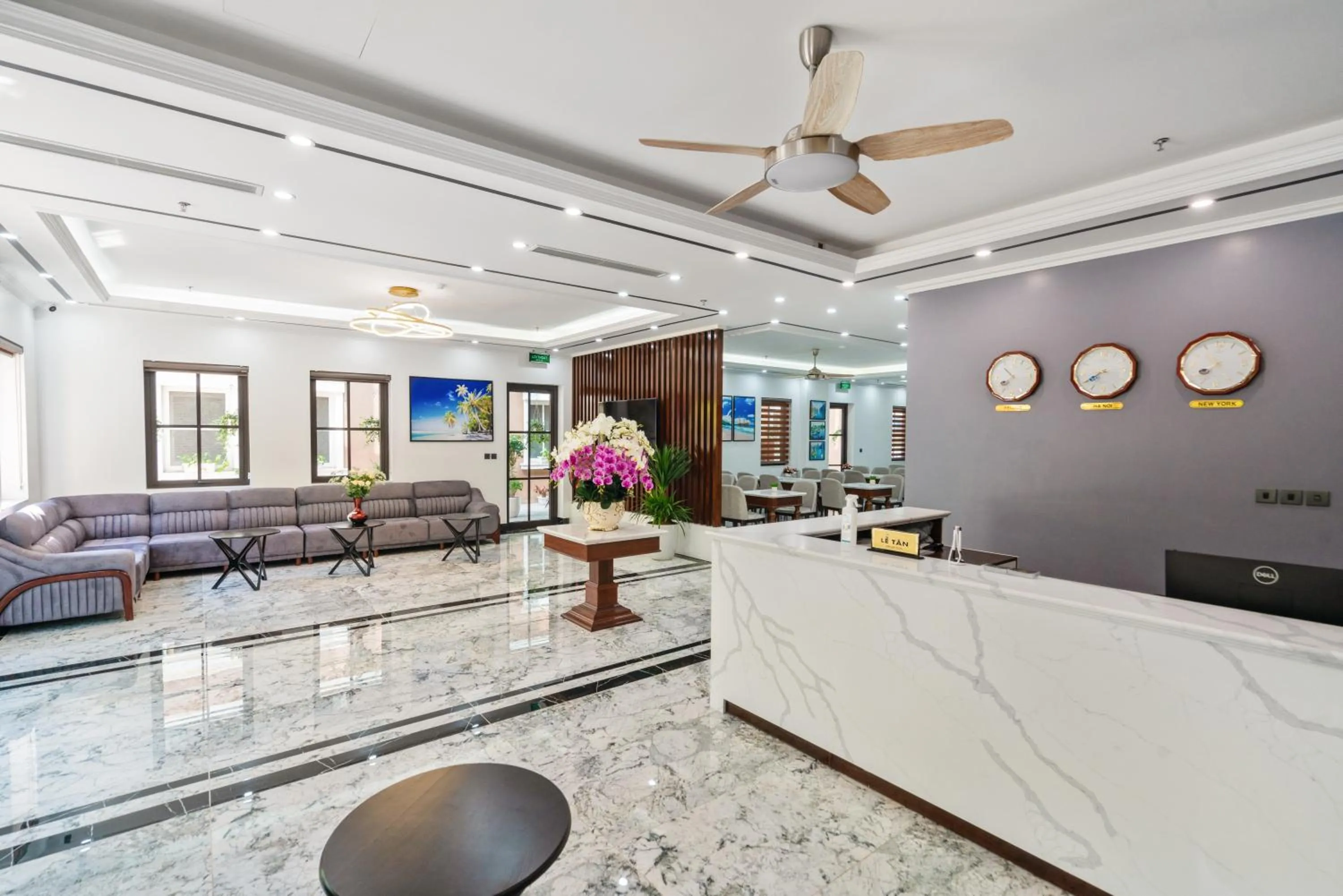 Lobby or reception in The Enchanted Ha Long Hotel