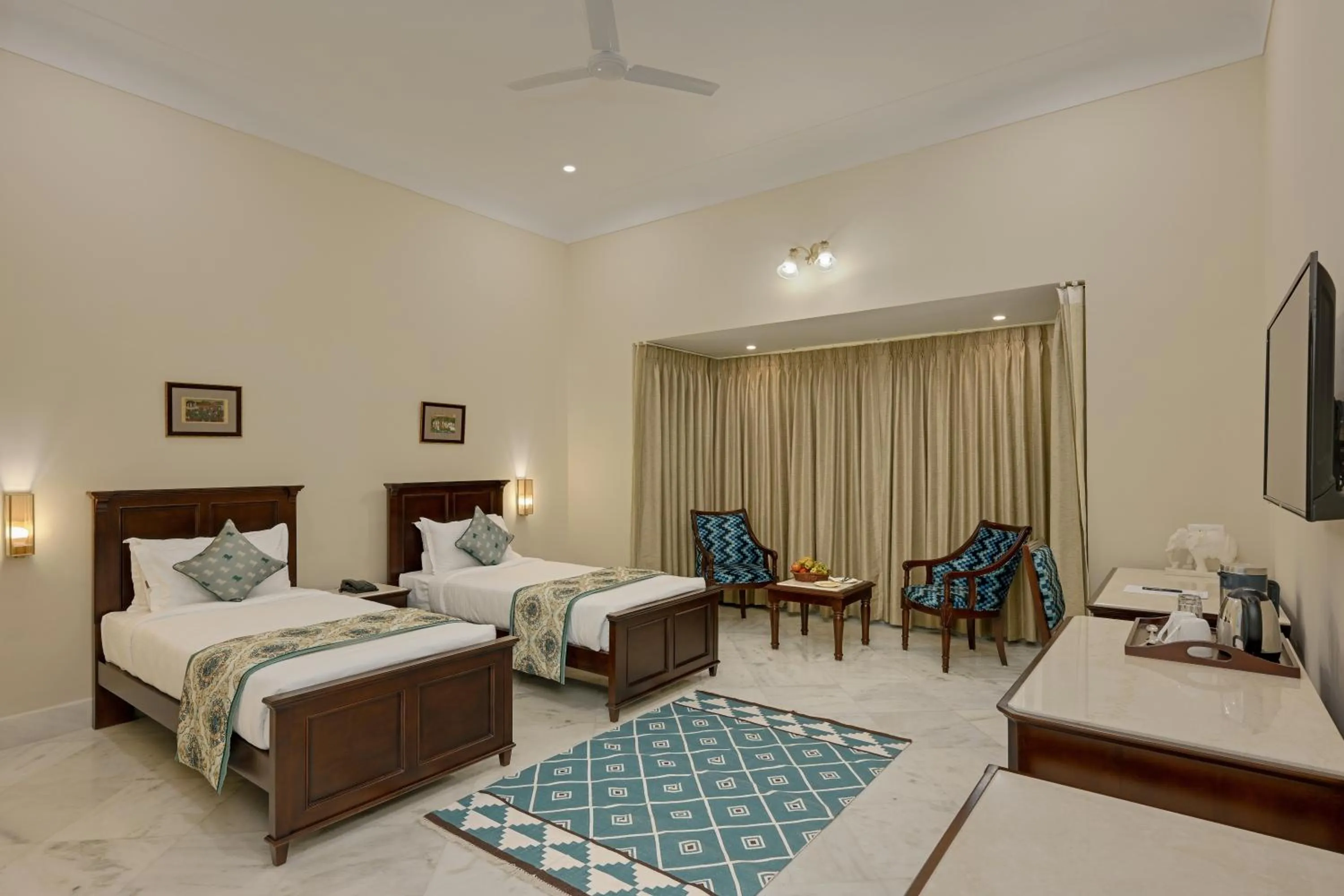 Bedroom, Bed in Boheda Manor - Luxury Retreat