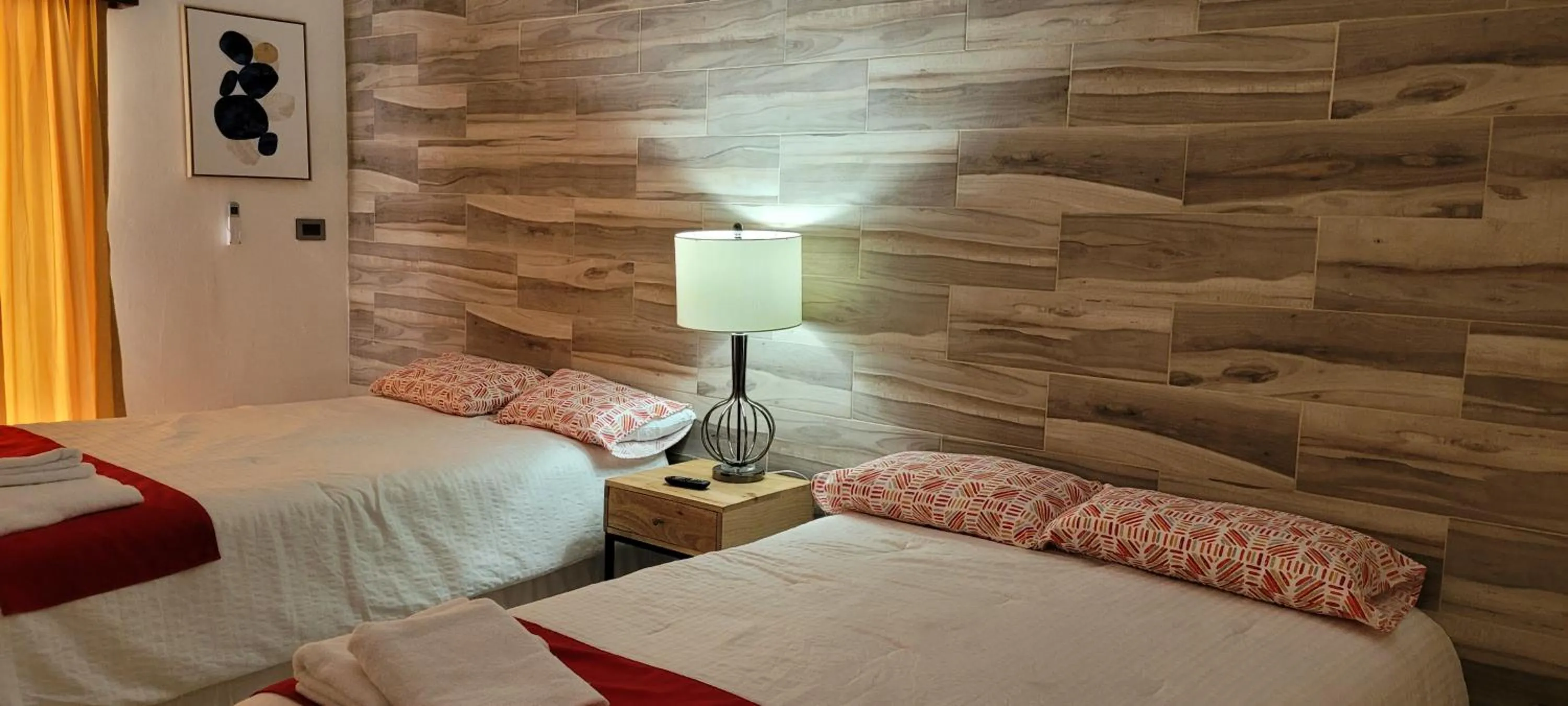 Photo of the whole room, Bed in Doña Adelina House