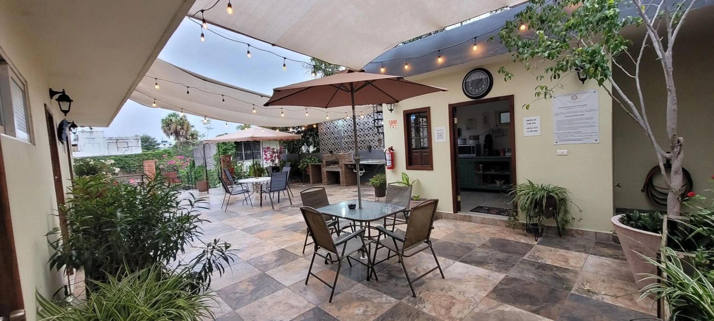 Property building in Doña Adelina House