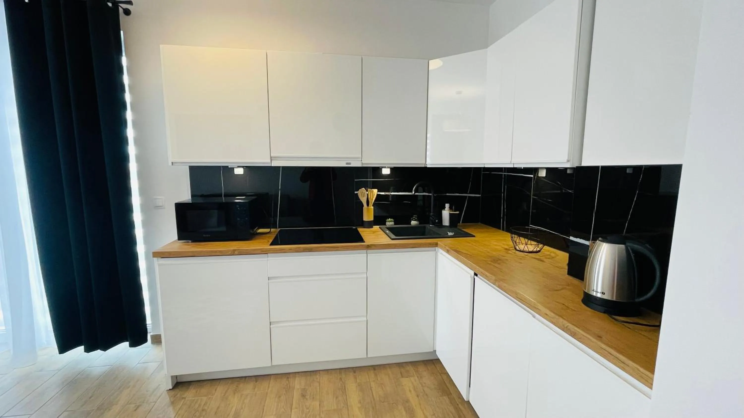 Kitchen or kitchenette in Apartamenty na Wiejskiej Ustronie Morskie