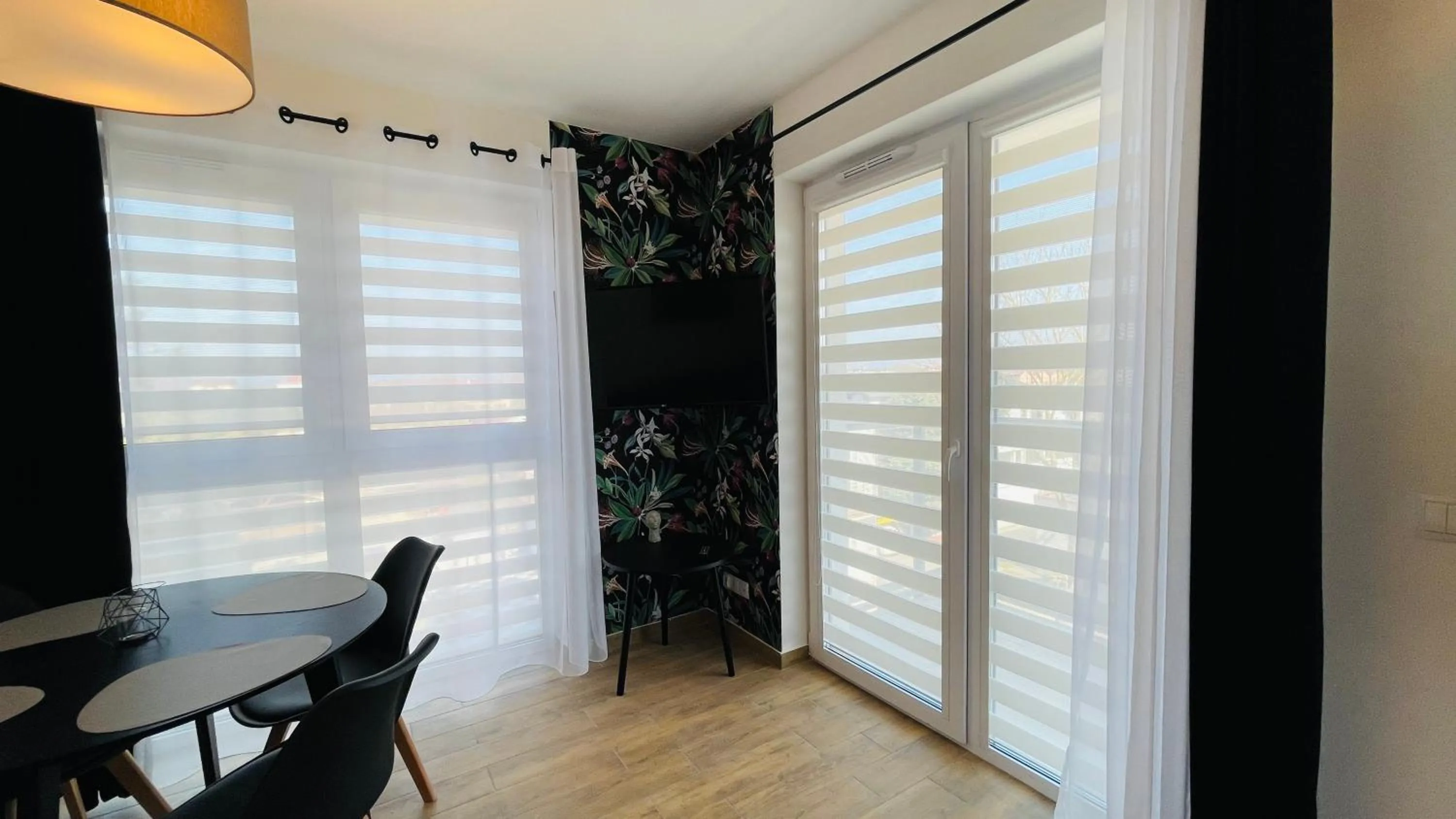 TV and multimedia in Apartamenty na Wiejskiej Ustronie Morskie