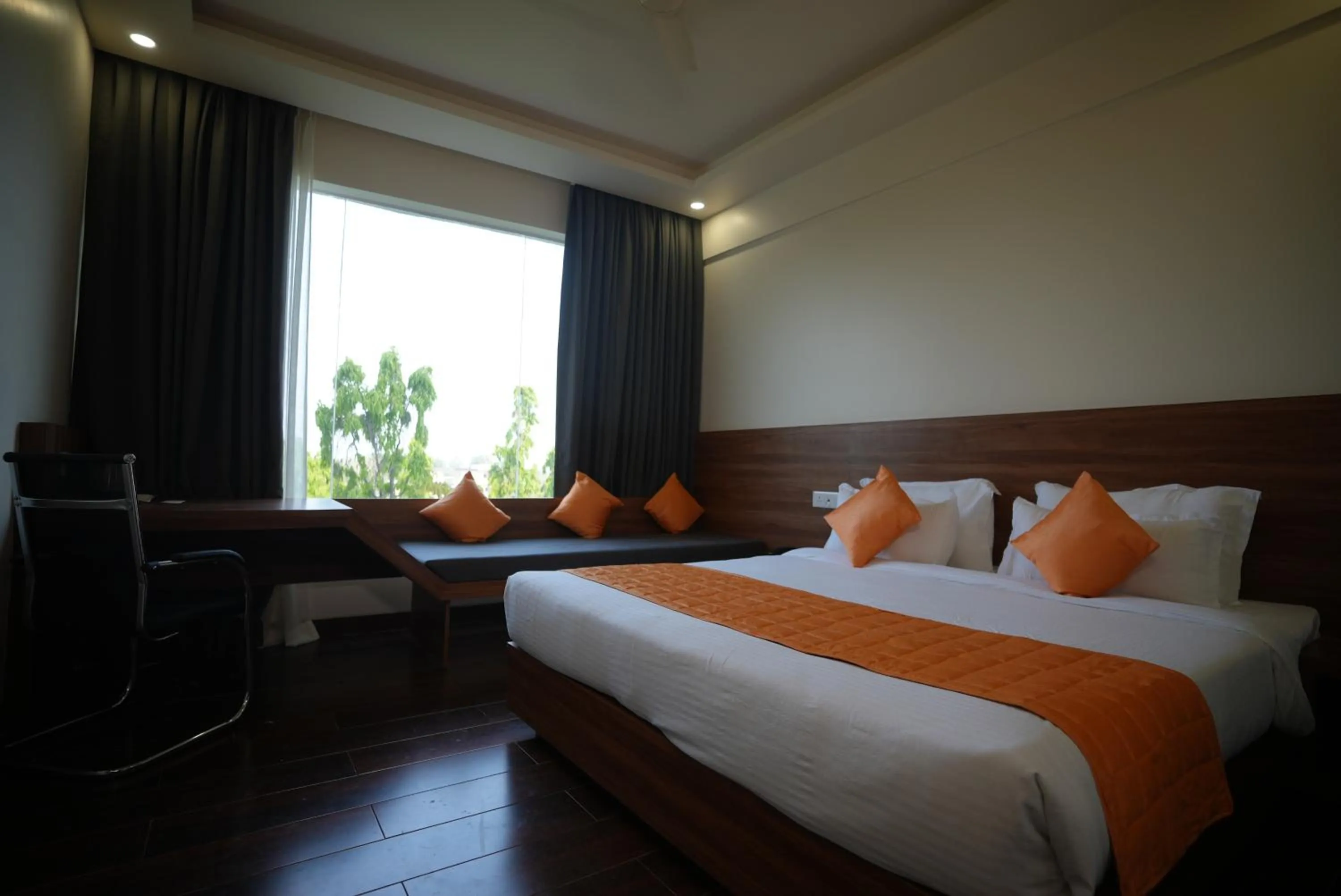 Bedroom, Bed in HOTEL MAKHAN VIHAR