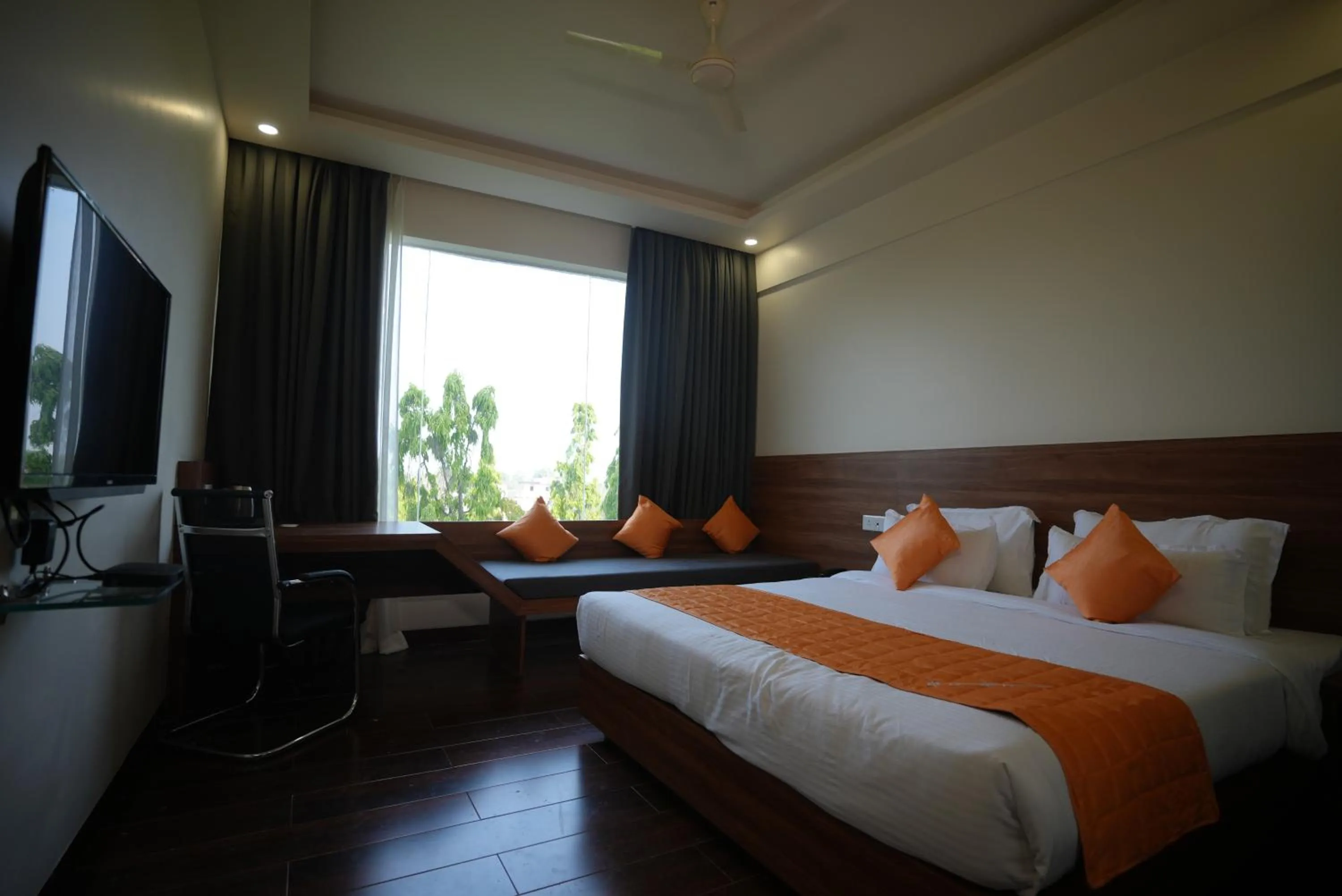 Photo of the whole room, Bed in HOTEL MAKHAN VIHAR